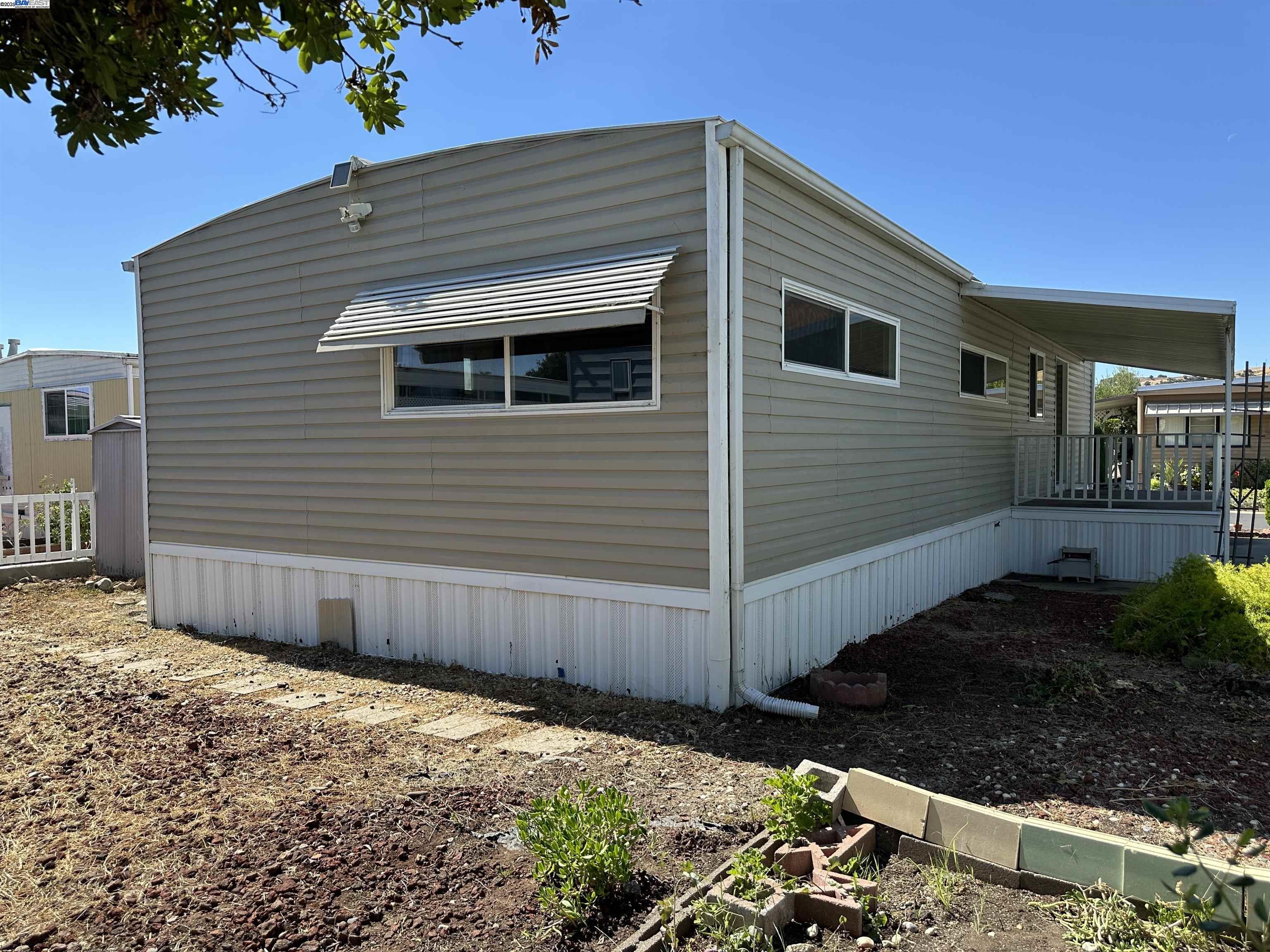 Detail Gallery Image 25 of 31 For 711 Old Canyon Rd. #77,  Fremont,  CA 94538 - 2 Beds | 2 Baths