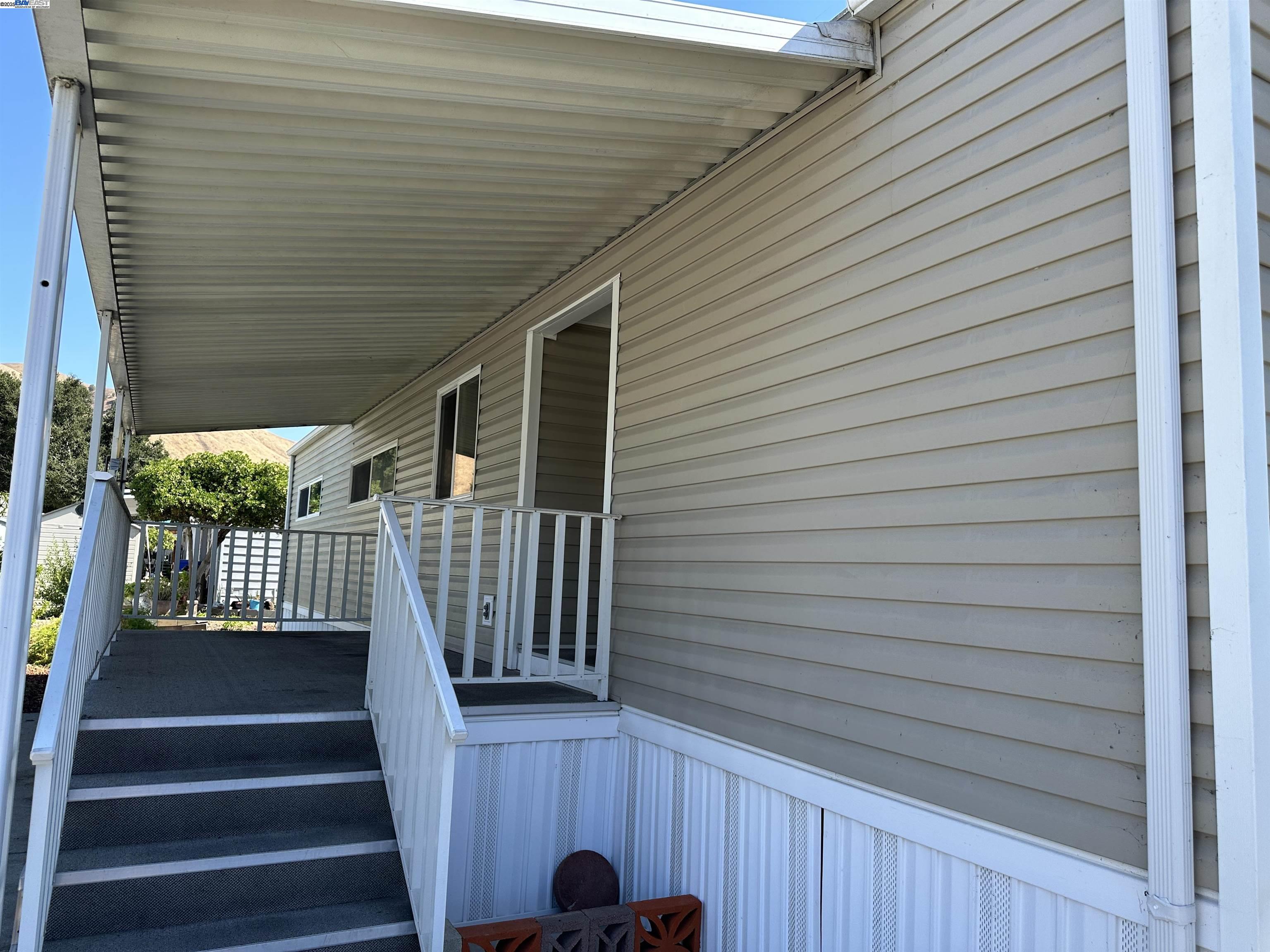 Detail Gallery Image 6 of 31 For 711 Old Canyon Rd. #77,  Fremont,  CA 94538 - 2 Beds | 2 Baths