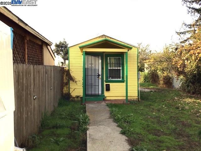 Detail Gallery Image 15 of 15 For 9325 Hillside St, Oakland,  CA 94603 - 2 Beds | 2 Baths
