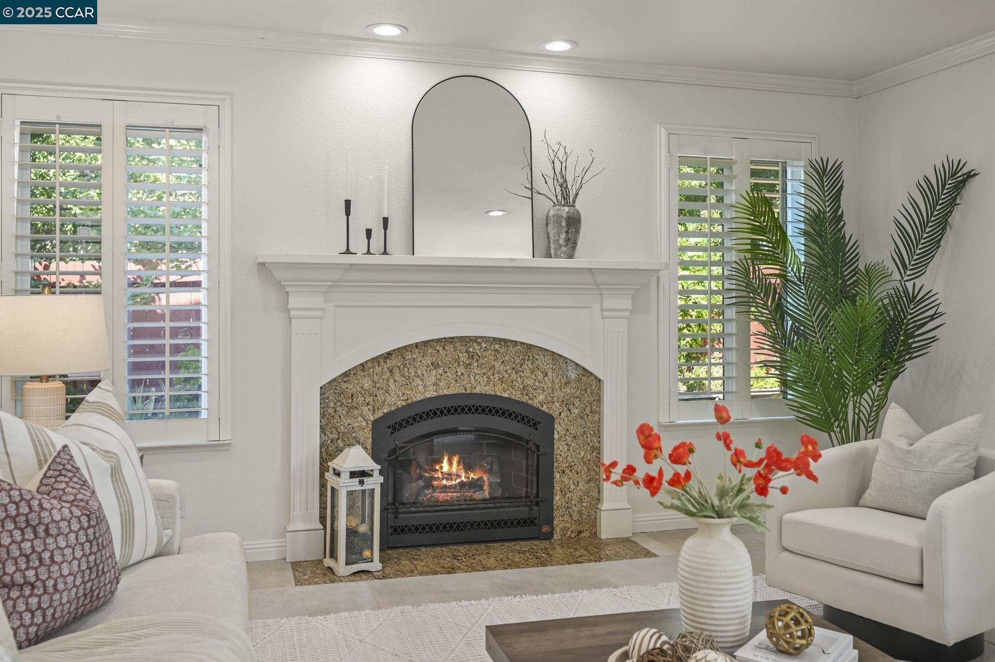 Detail Gallery Image 13 of 29 For 409 Agate Ct, Antioch,  CA 94509 - 4 Beds | 2/1 Baths