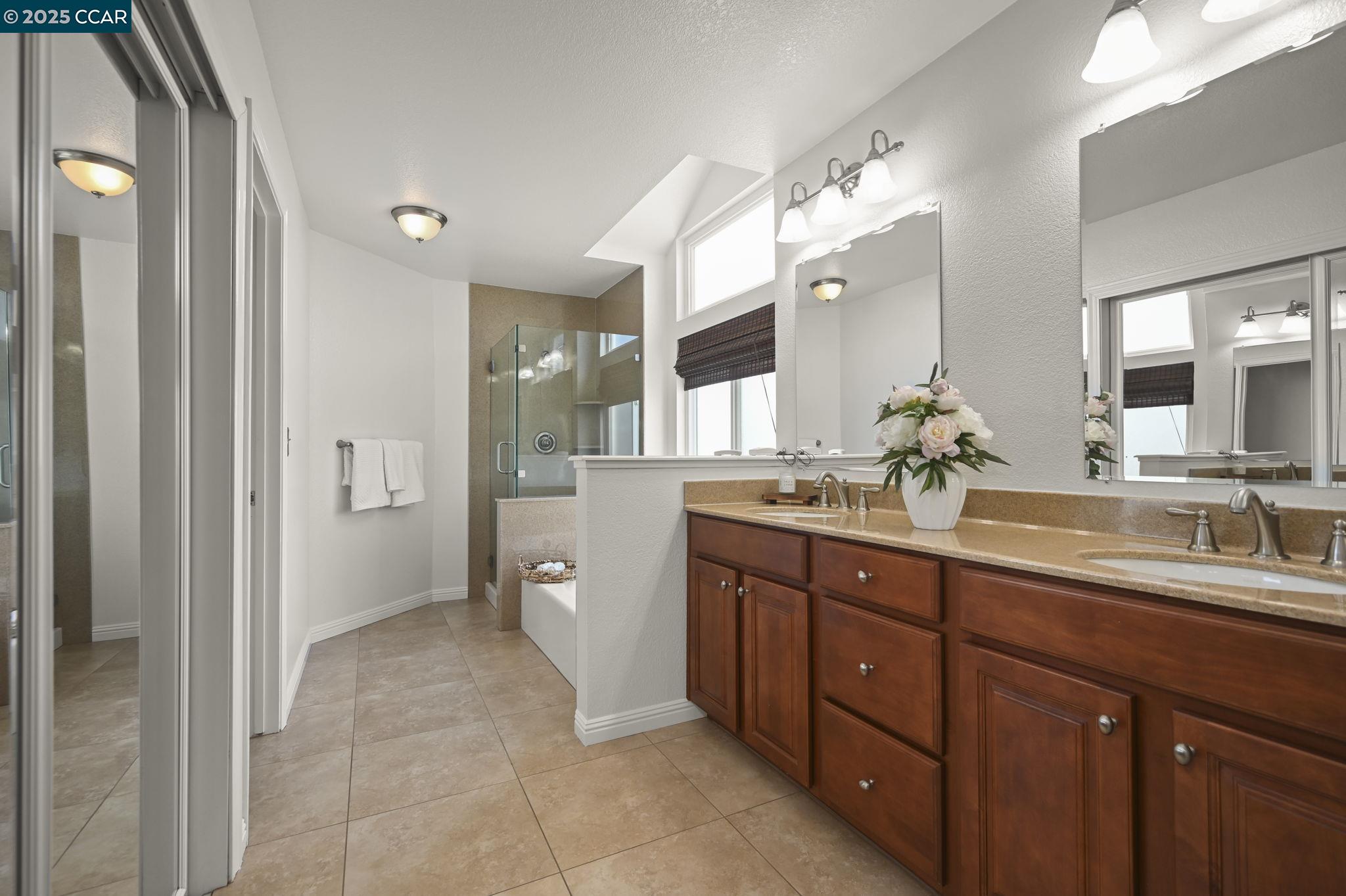 Detail Gallery Image 18 of 29 For 409 Agate Ct, Antioch,  CA 94509 - 4 Beds | 2/1 Baths
