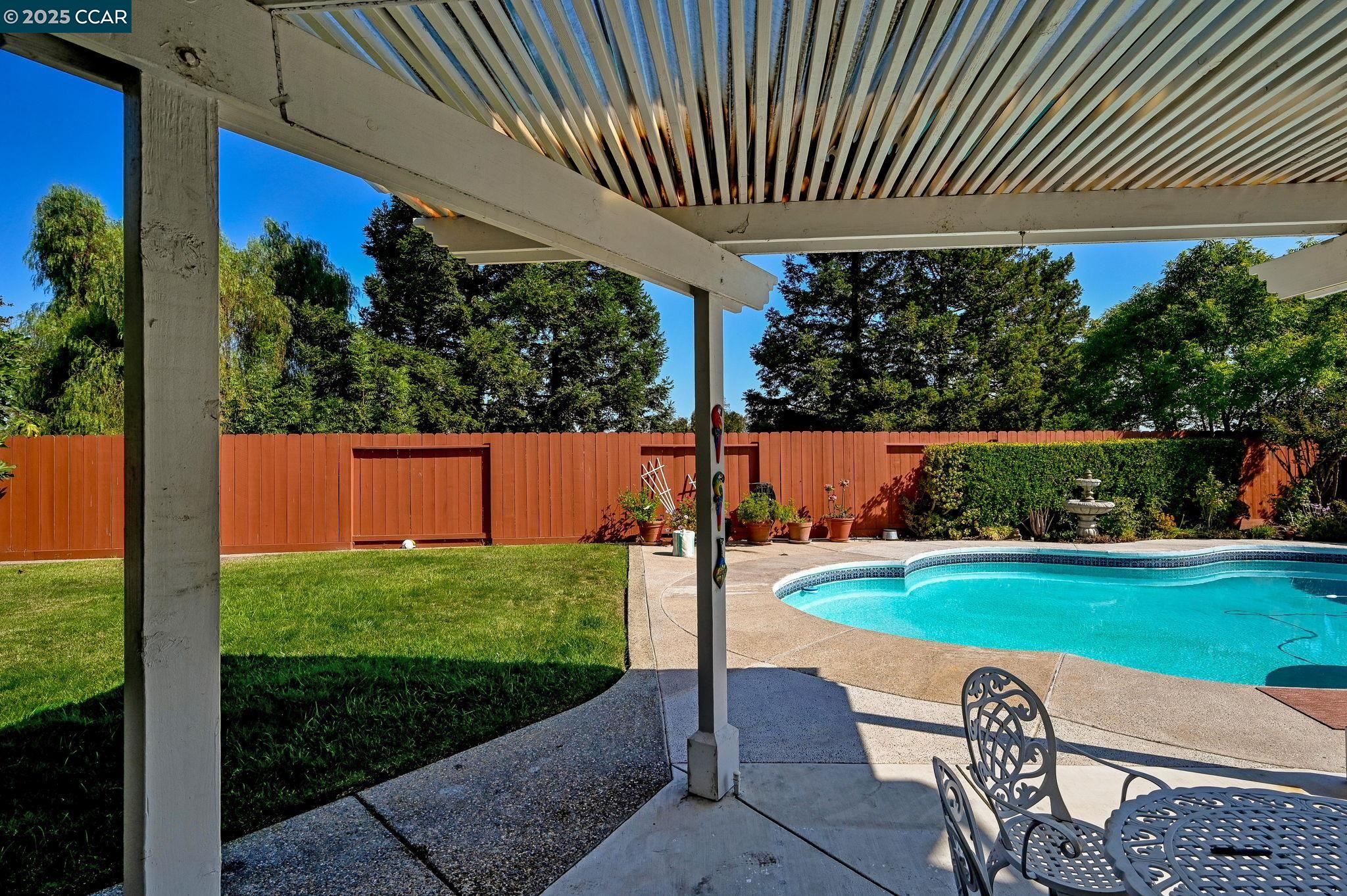 Detail Gallery Image 26 of 29 For 409 Agate Ct, Antioch,  CA 94509 - 4 Beds | 2/1 Baths