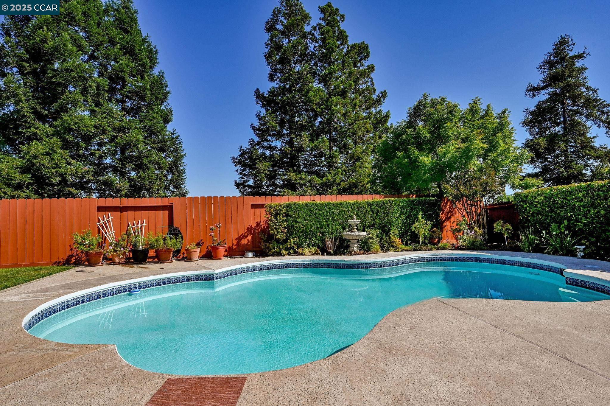 Detail Gallery Image 27 of 29 For 409 Agate Ct, Antioch,  CA 94509 - 4 Beds | 2/1 Baths