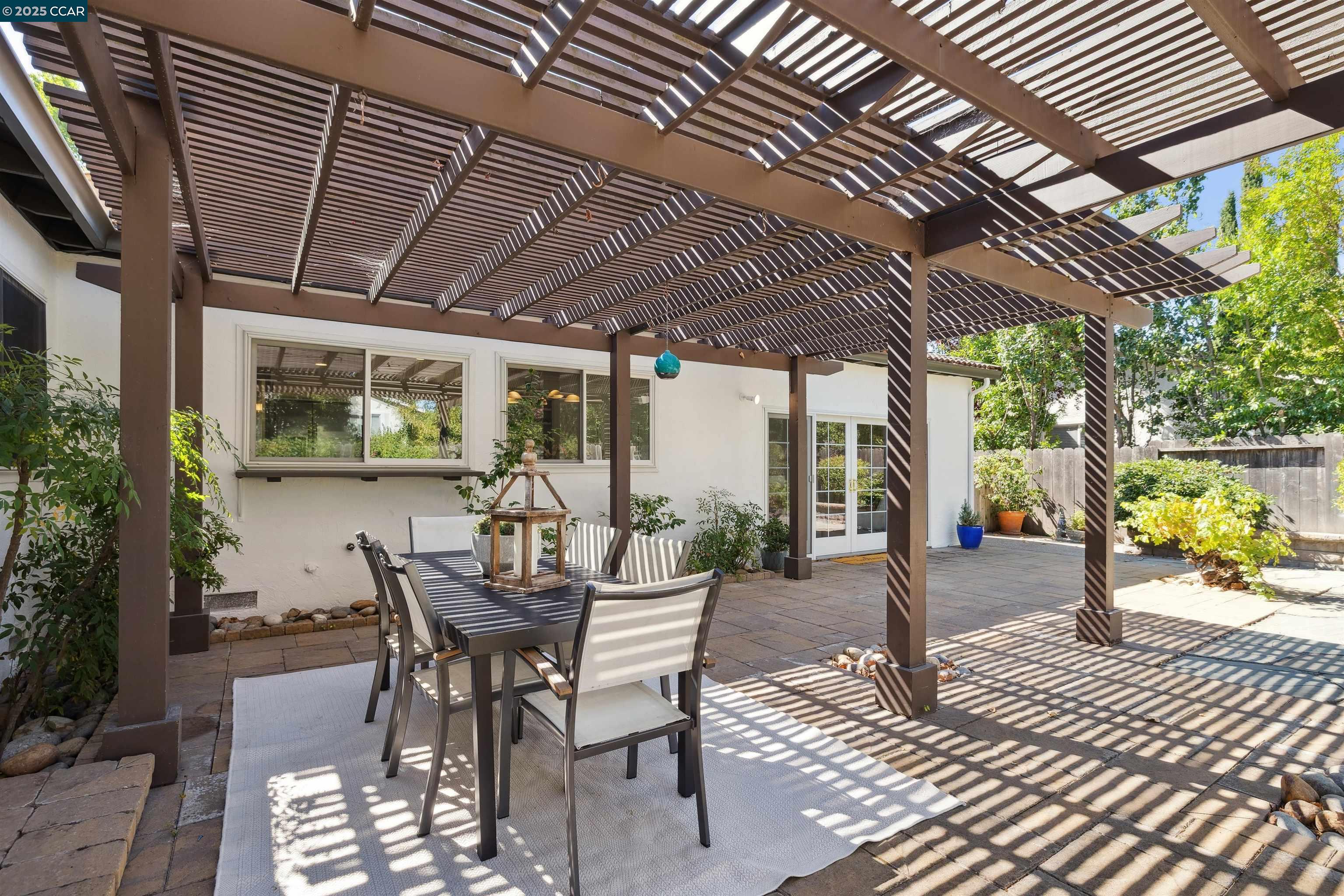 Detail Gallery Image 23 of 31 For 200 Daylight Pl, Danville,  CA 94526 - 4 Beds | 2 Baths