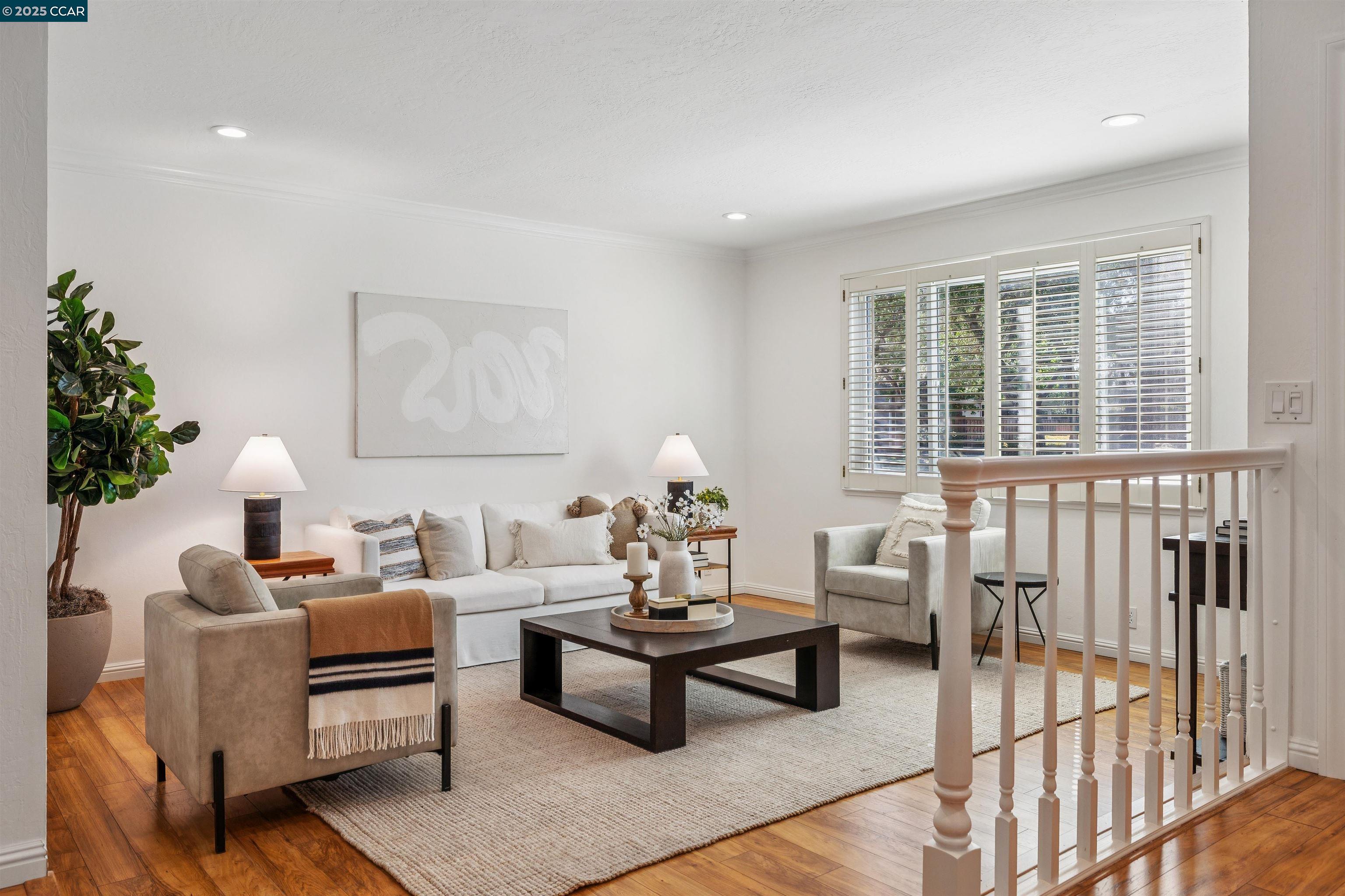 Detail Gallery Image 3 of 31 For 200 Daylight Pl, Danville,  CA 94526 - 4 Beds | 2 Baths