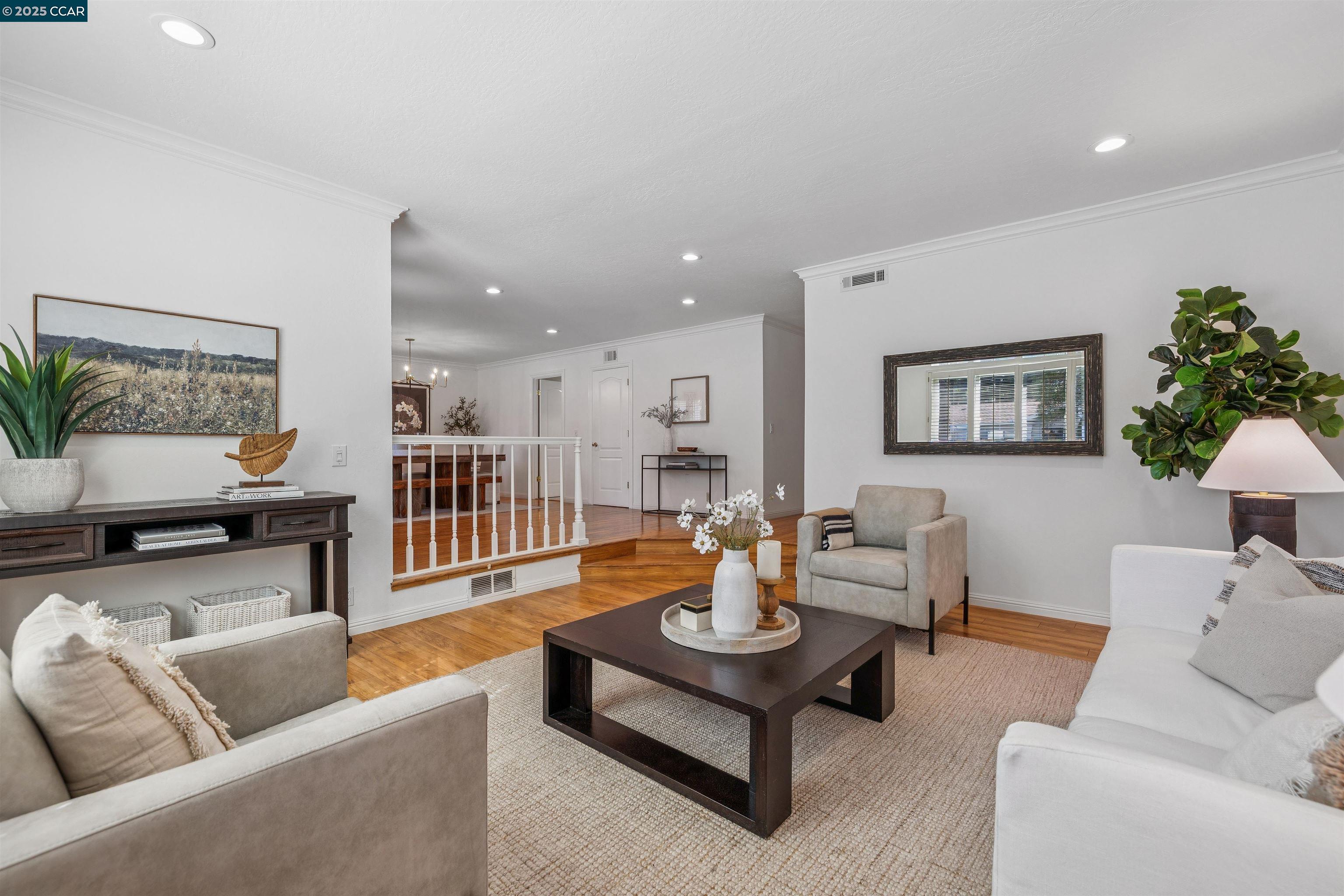 Detail Gallery Image 5 of 31 For 200 Daylight Pl, Danville,  CA 94526 - 4 Beds | 2 Baths