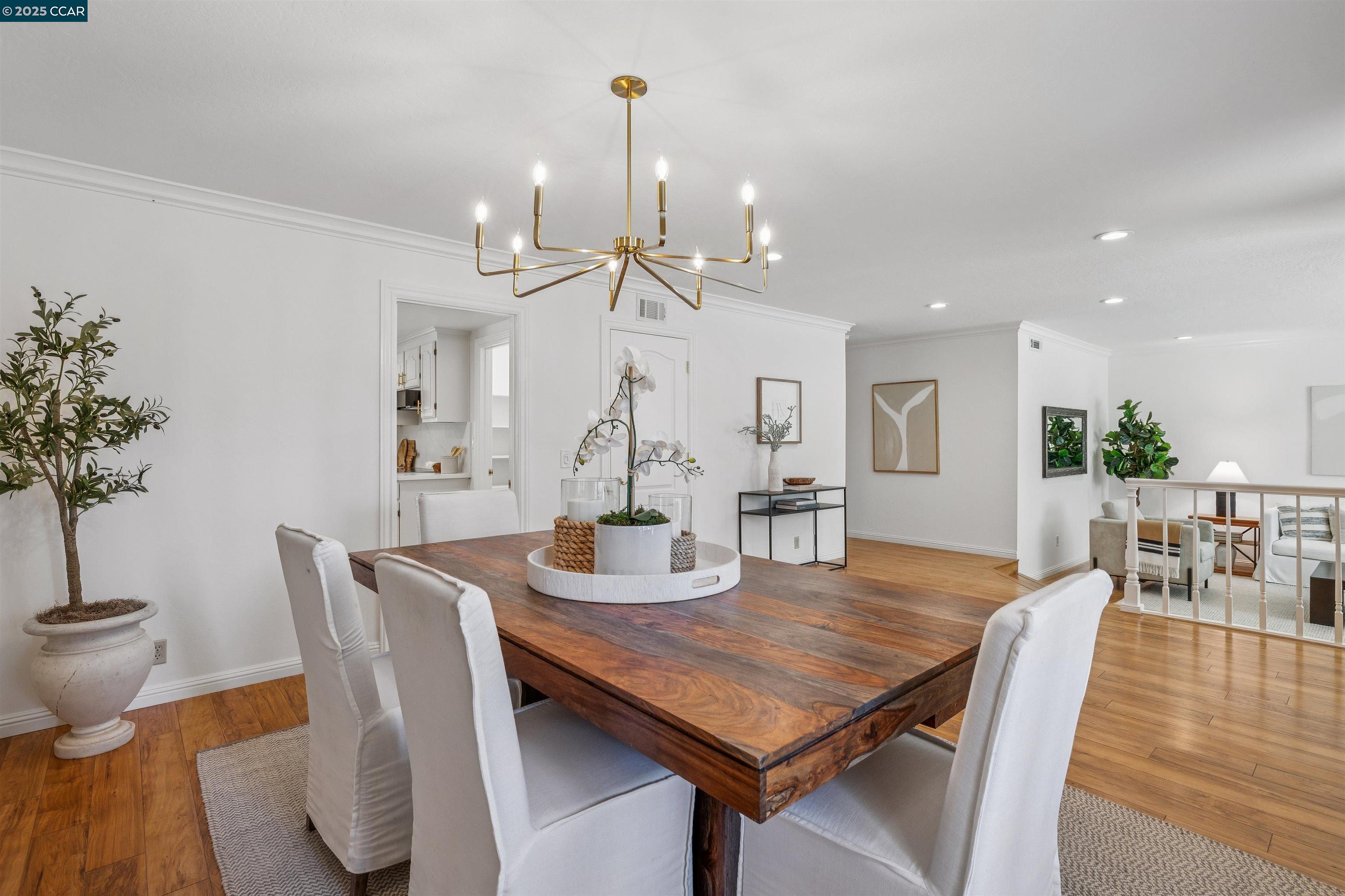 Detail Gallery Image 7 of 31 For 200 Daylight Pl, Danville,  CA 94526 - 4 Beds | 2 Baths