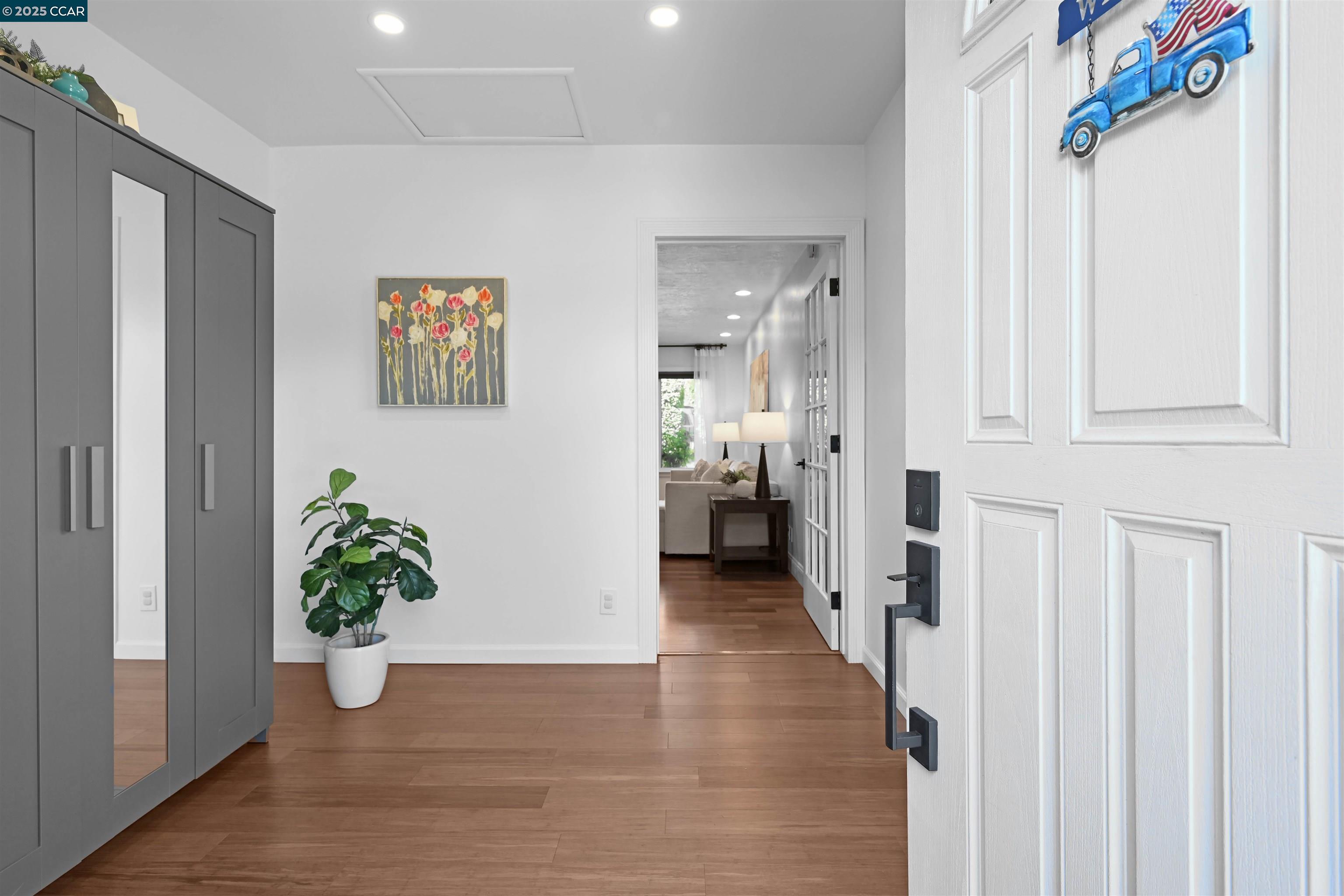 Detail Gallery Image 12 of 35 For 20 Serene Ct, Danville,  CA 94526 - 4 Beds | 2/1 Baths