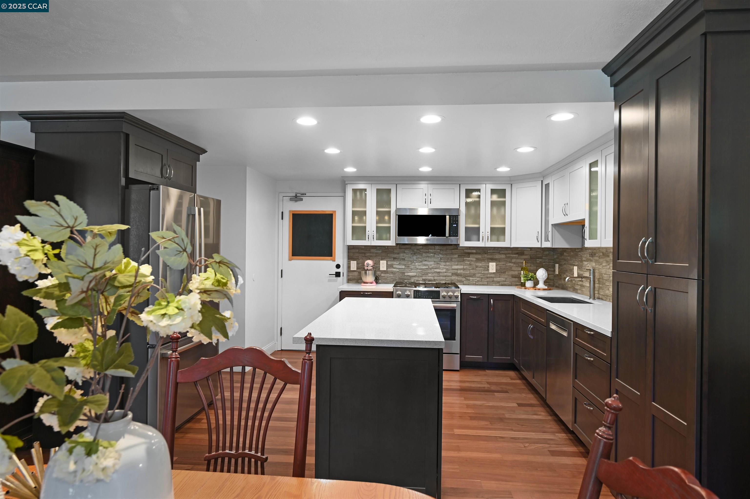 Detail Gallery Image 22 of 35 For 20 Serene Ct, Danville,  CA 94526 - 4 Beds | 2/1 Baths