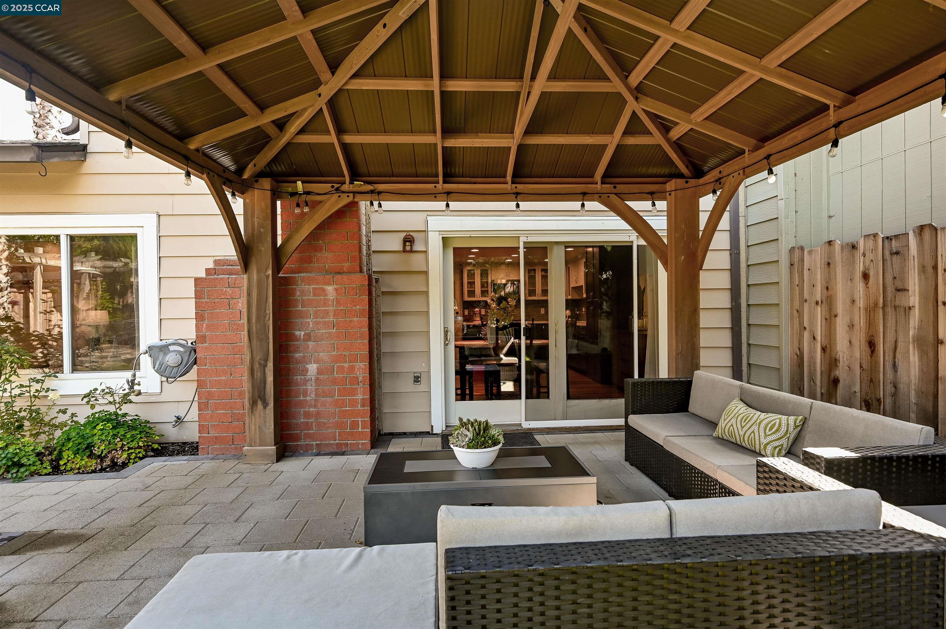 Detail Gallery Image 25 of 35 For 20 Serene Ct, Danville,  CA 94526 - 4 Beds | 2/1 Baths