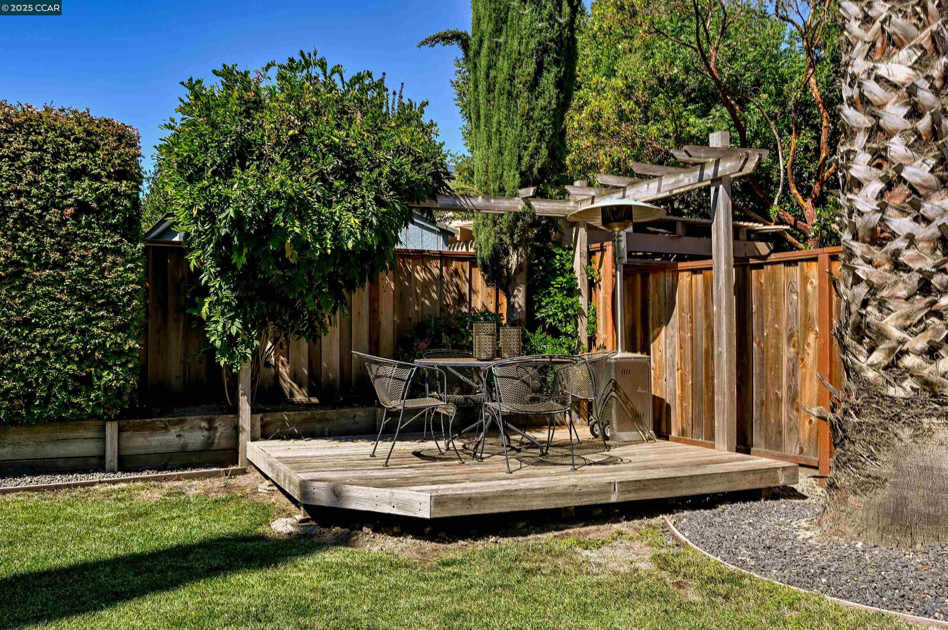 Detail Gallery Image 26 of 35 For 20 Serene Ct, Danville,  CA 94526 - 4 Beds | 2/1 Baths