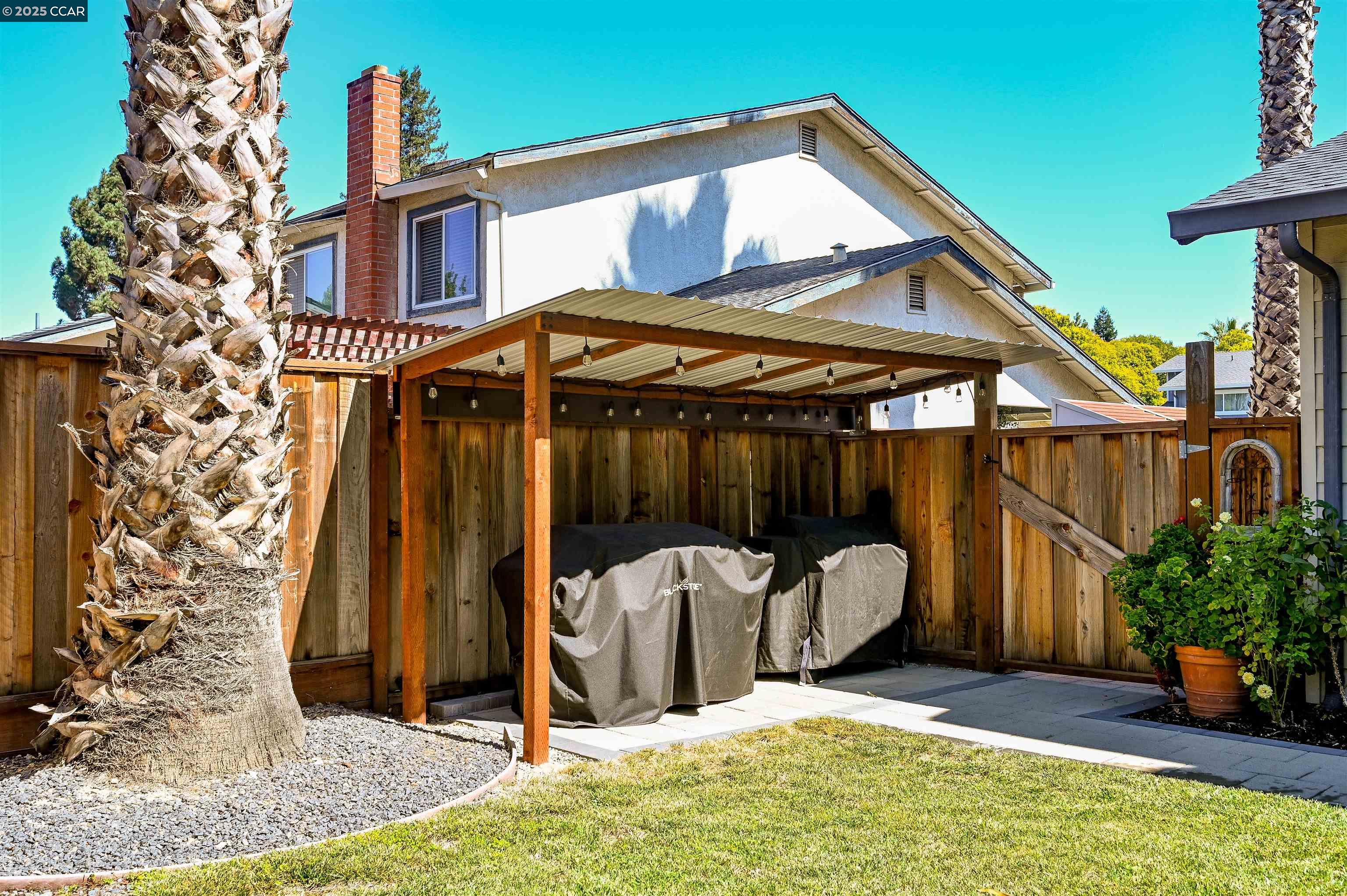 Detail Gallery Image 28 of 35 For 20 Serene Ct, Danville,  CA 94526 - 4 Beds | 2/1 Baths
