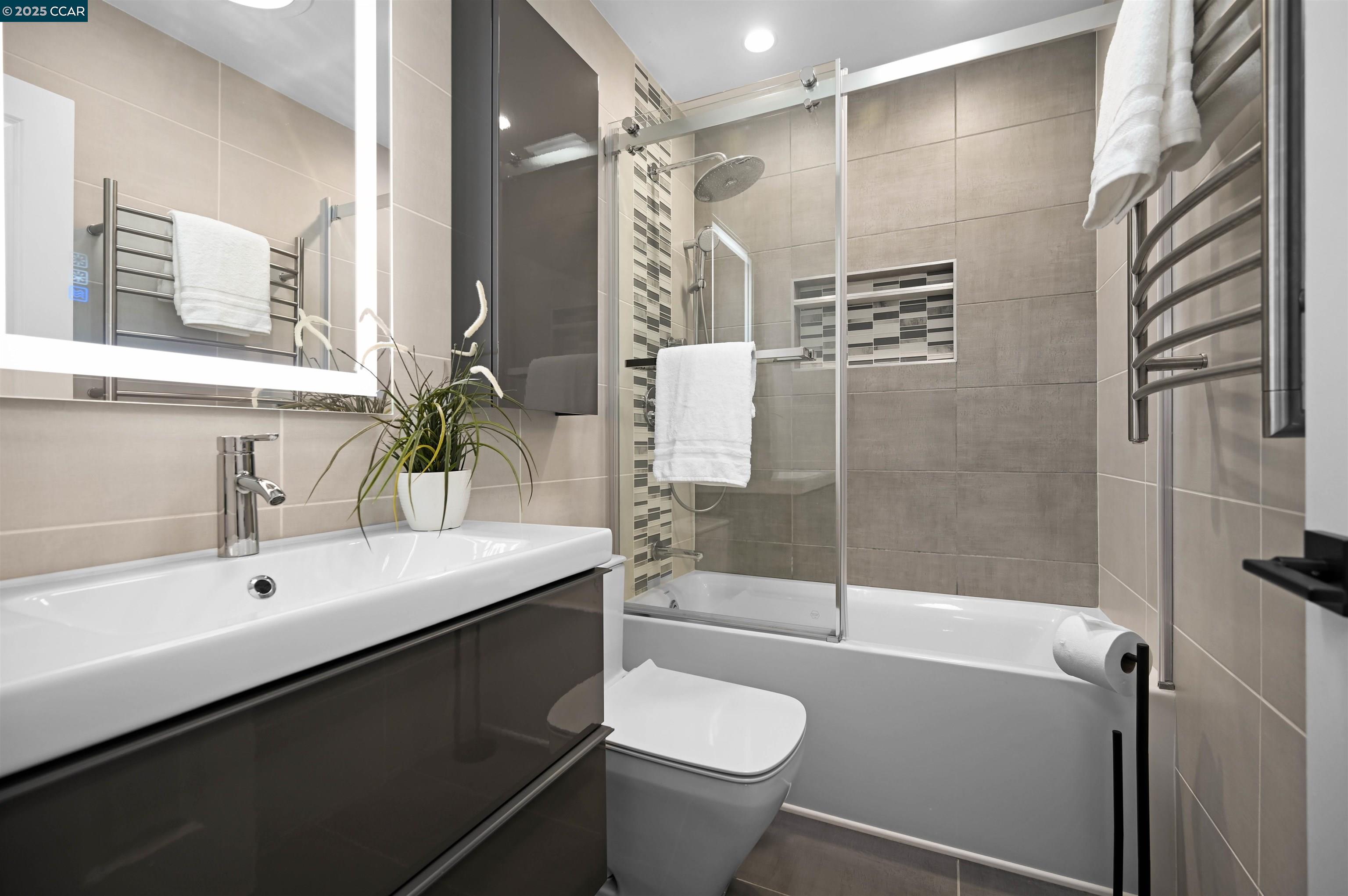 Detail Gallery Image 4 of 35 For 20 Serene Ct, Danville,  CA 94526 - 4 Beds | 2/1 Baths