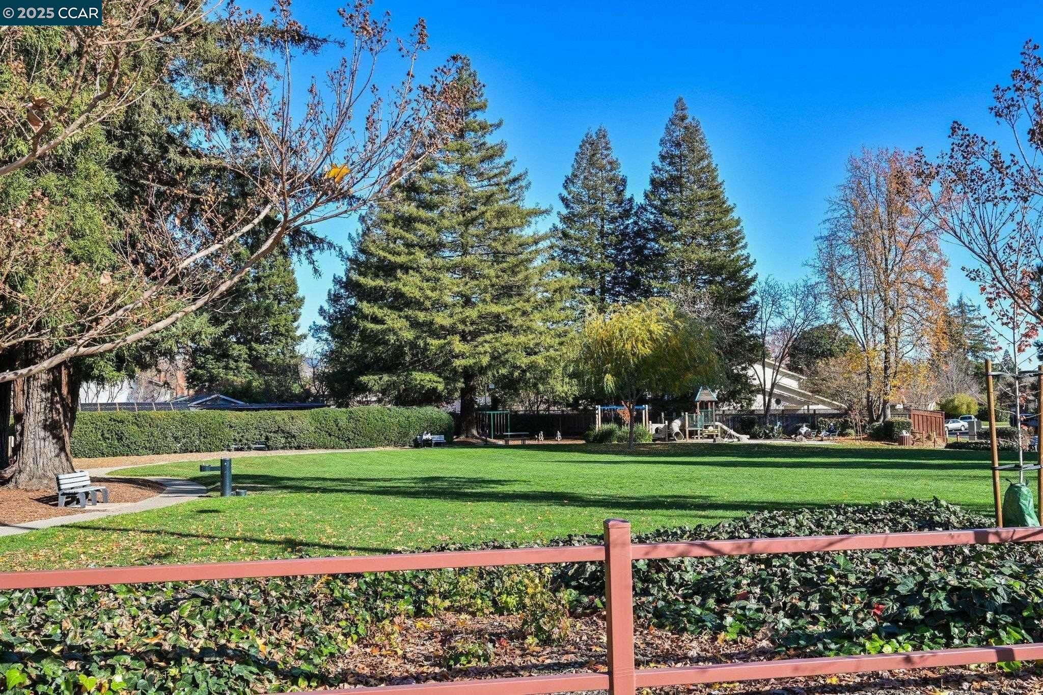 Detail Gallery Image 32 of 35 For 20 Serene Ct, Danville,  CA 94526 - 4 Beds | 2/1 Baths