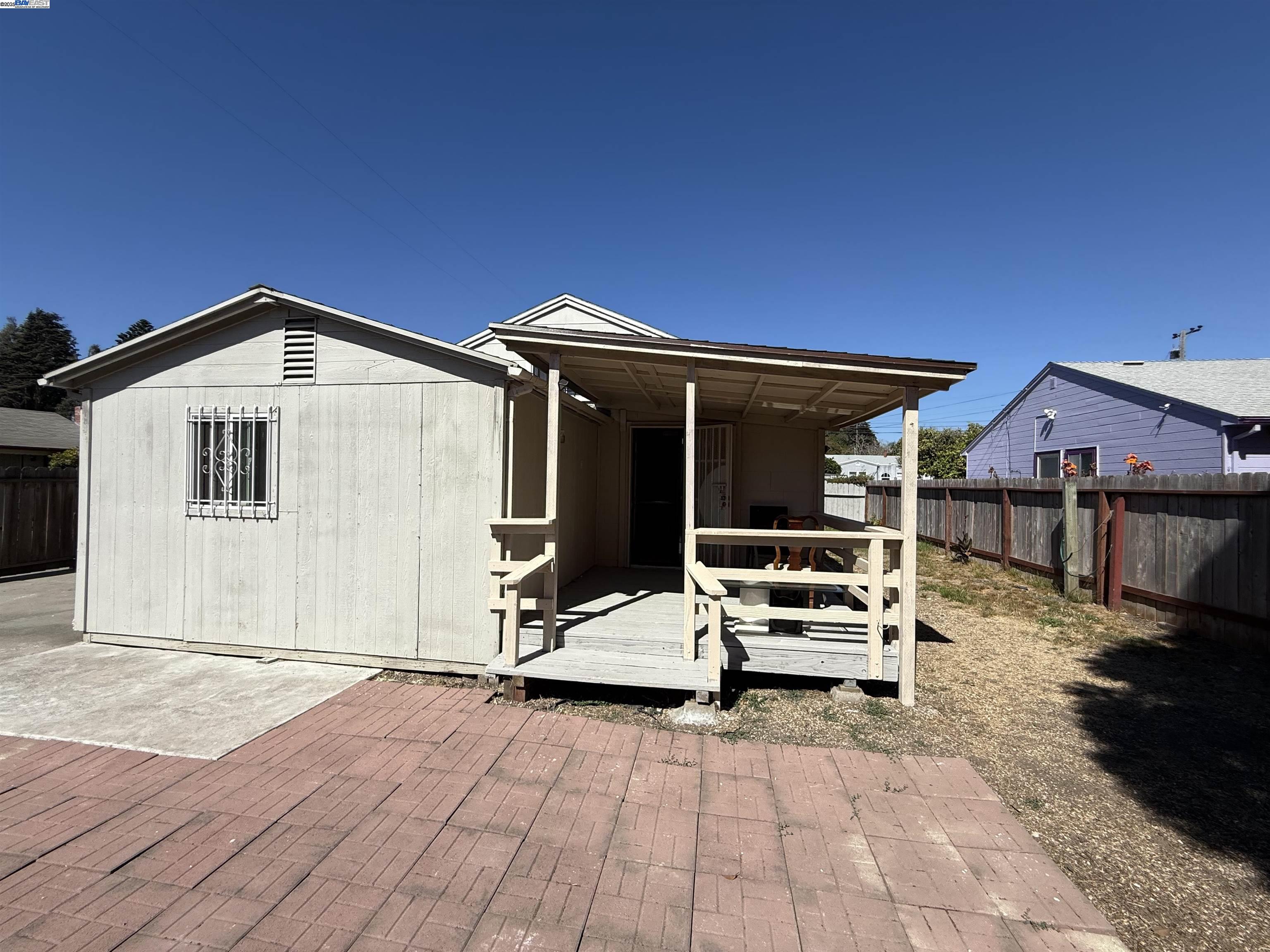 Detail Gallery Image 34 of 35 For 1552 Marelia Ct, San Pablo,  CA 94806 - 2 Beds | 1 Baths