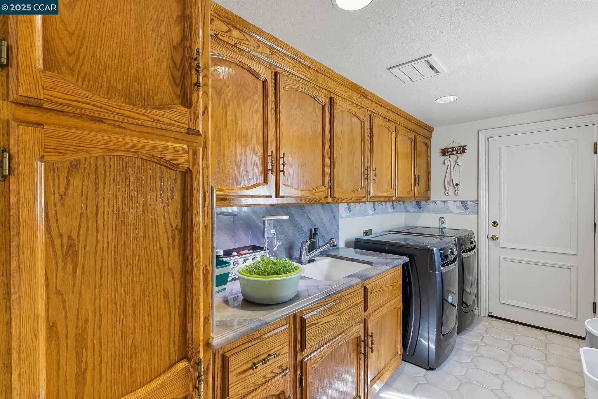 Detail Gallery Image 24 of 60 For 4355 Quail Run Ln, Danville,  CA 94506 - 5 Beds | 3 Baths