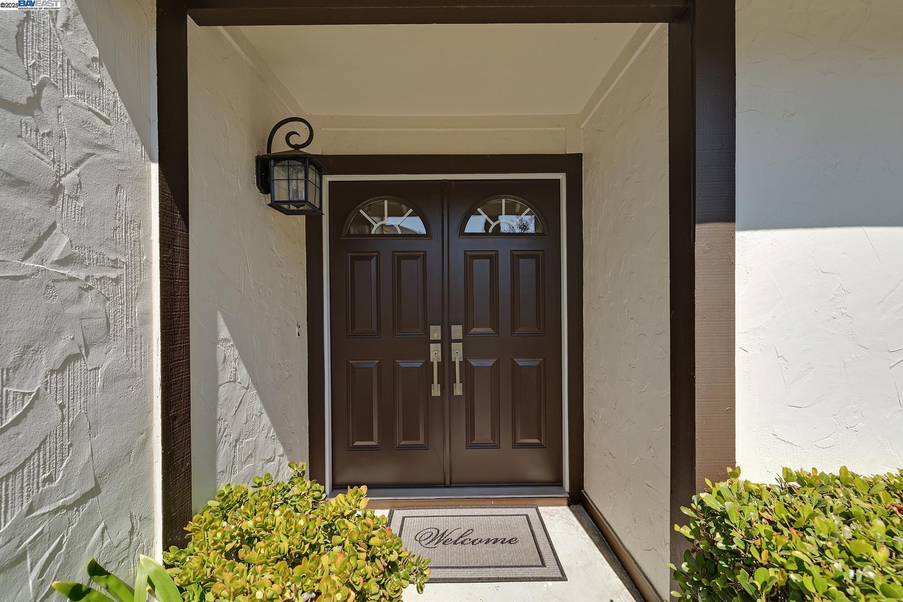 Detail Gallery Image 15 of 21 For 3691 Thrush Ter., Fremont,  CA 94555 - 2 Beds | 2/1 Baths