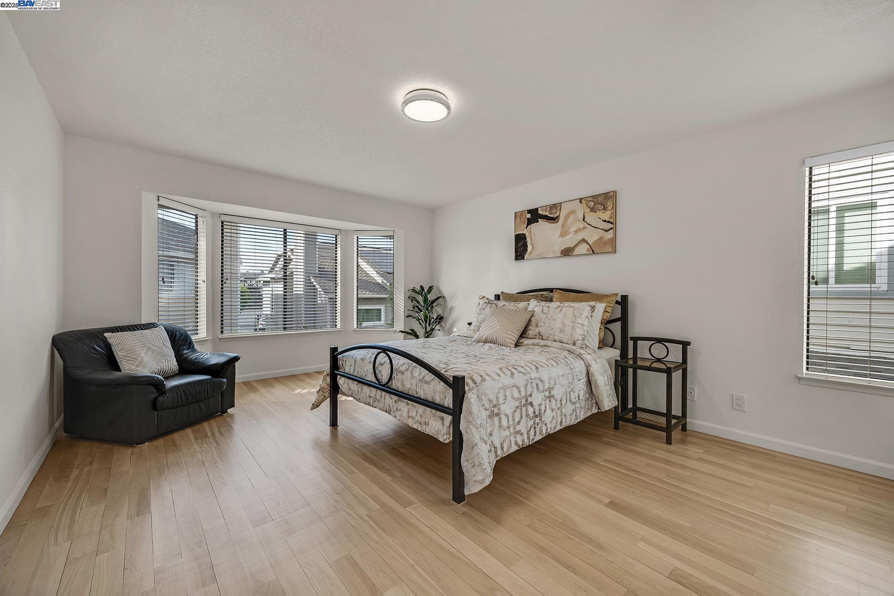 Detail Gallery Image 9 of 21 For 3691 Thrush Ter., Fremont,  CA 94555 - 2 Beds | 2/1 Baths