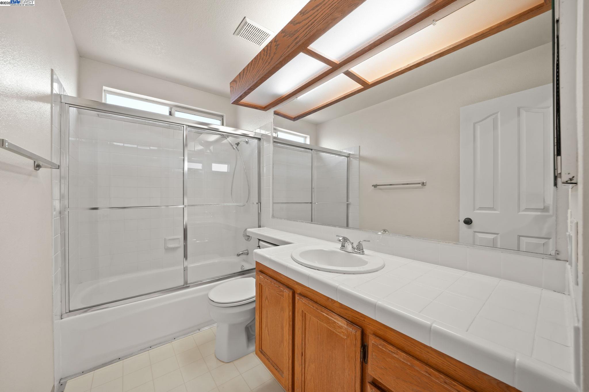 Detail Gallery Image 17 of 28 For 80 Duckhorn Pl, Oakley,  CA 94561 - 4 Beds | 2/1 Baths
