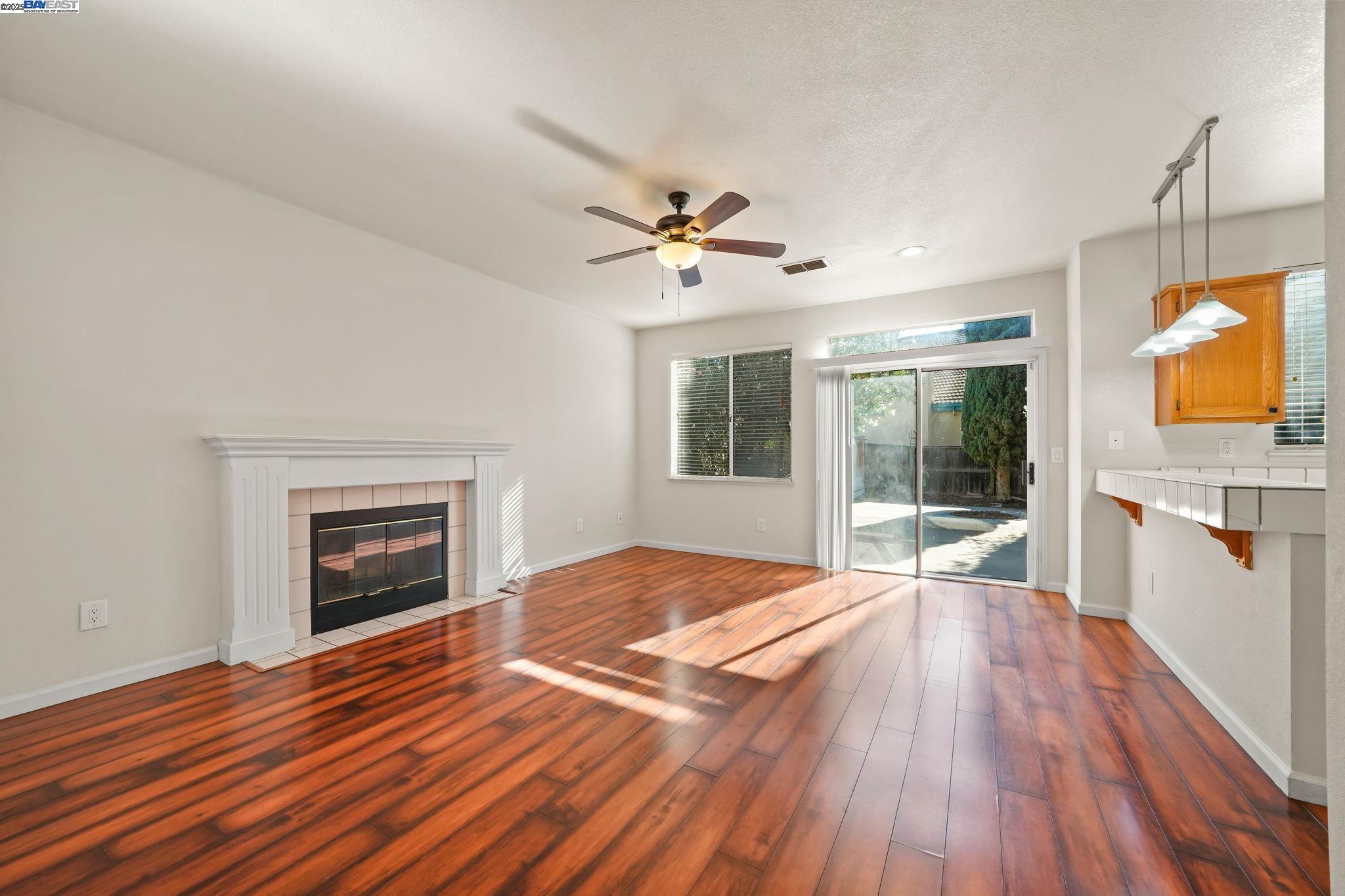 Detail Gallery Image 8 of 28 For 80 Duckhorn Pl, Oakley,  CA 94561 - 4 Beds | 2/1 Baths