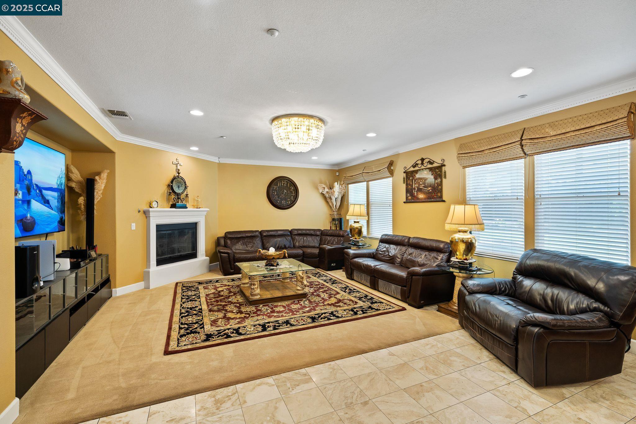 Detail Gallery Image 18 of 53 For 1148 Breton Dr, Brentwood,  CA 94513 - 5 Beds | 3/1 Baths