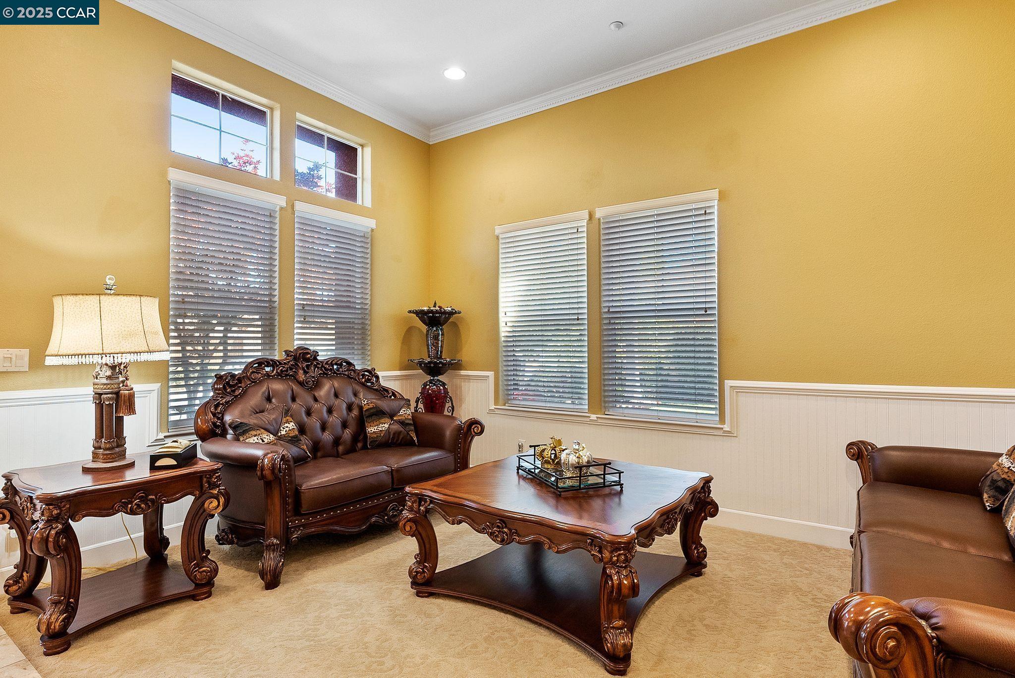 Detail Gallery Image 5 of 53 For 1148 Breton Dr, Brentwood,  CA 94513 - 5 Beds | 3/1 Baths