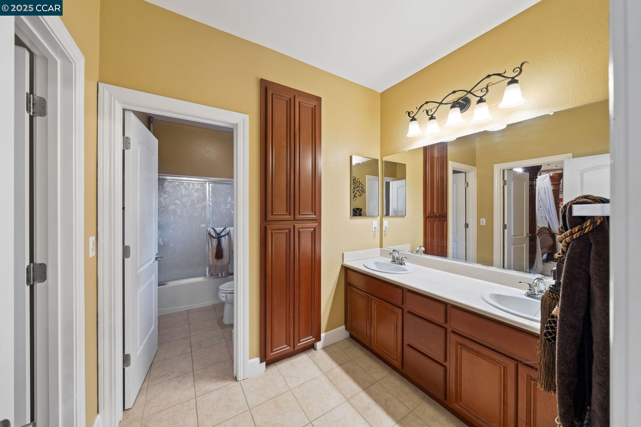 Detail Gallery Image 41 of 53 For 1148 Breton Dr, Brentwood,  CA 94513 - 5 Beds | 3/1 Baths