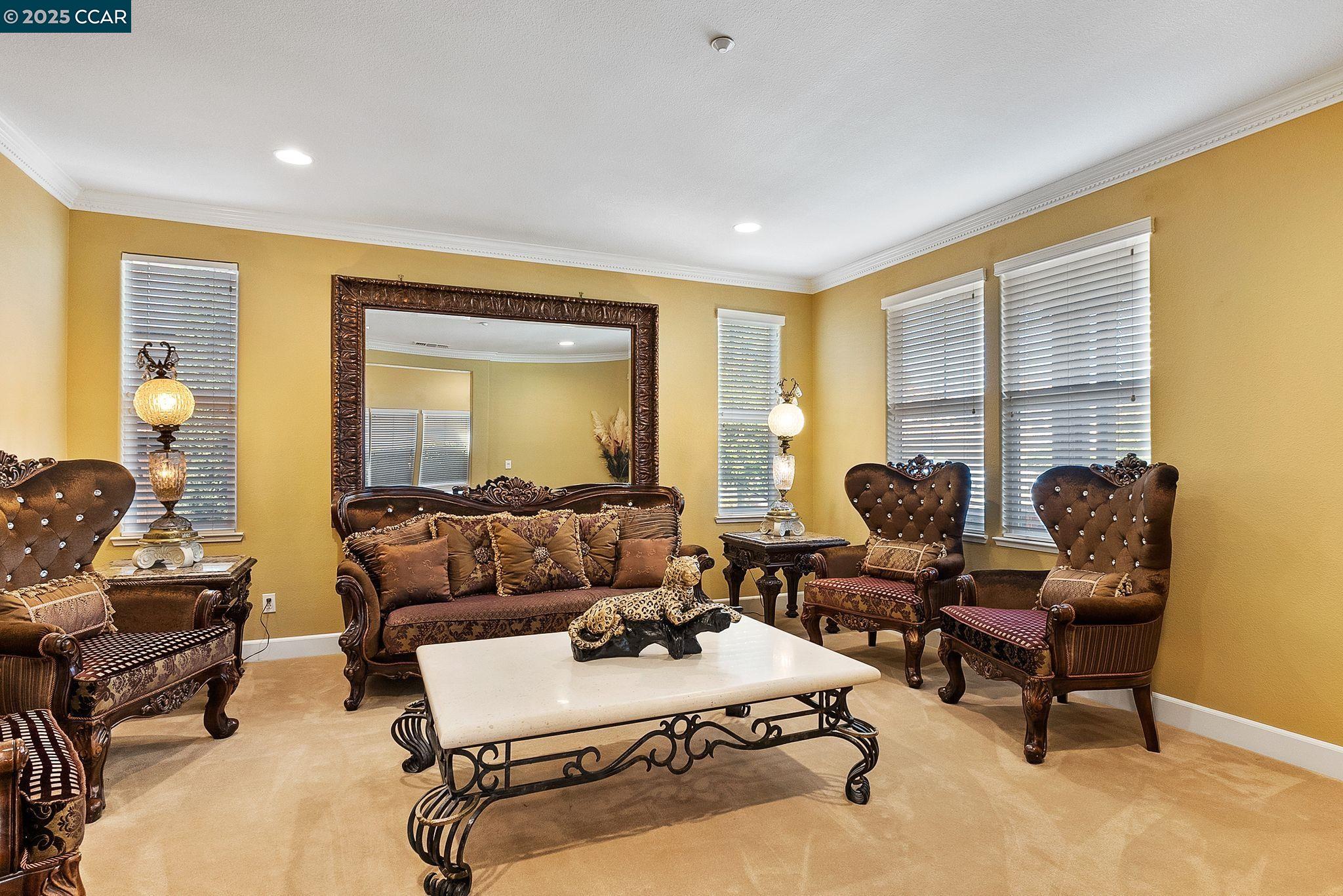 Detail Gallery Image 9 of 53 For 1148 Breton Dr, Brentwood,  CA 94513 - 5 Beds | 3/1 Baths