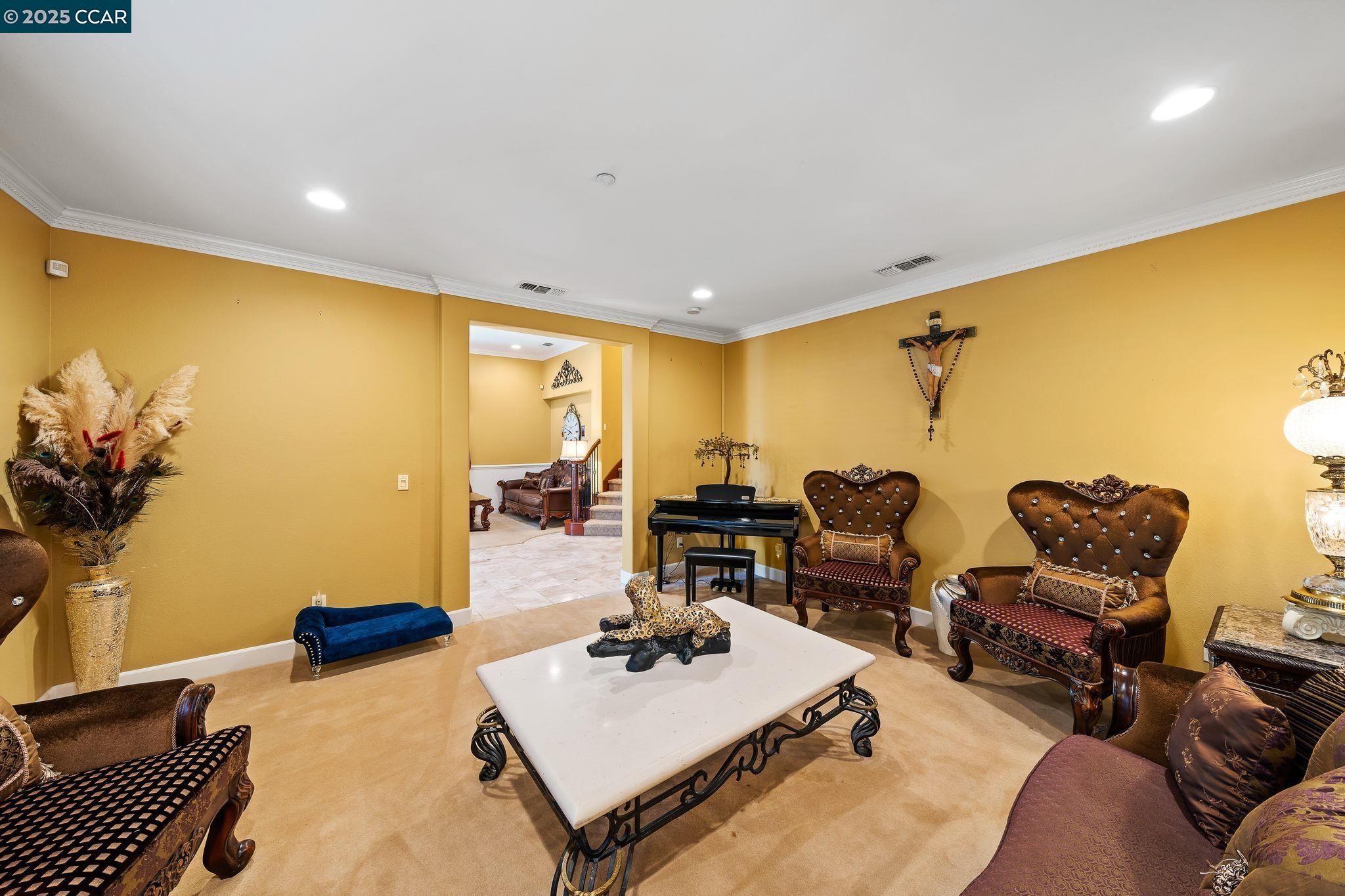 Detail Gallery Image 10 of 53 For 1148 Breton Dr, Brentwood,  CA 94513 - 5 Beds | 3/1 Baths
