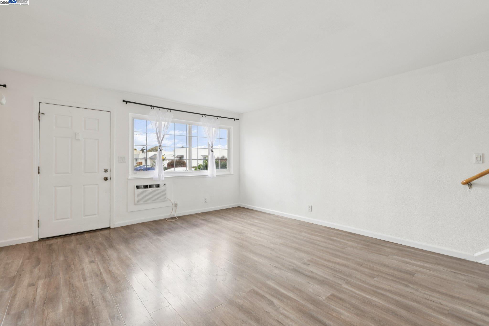 Photo #3: 41111688 Listing 