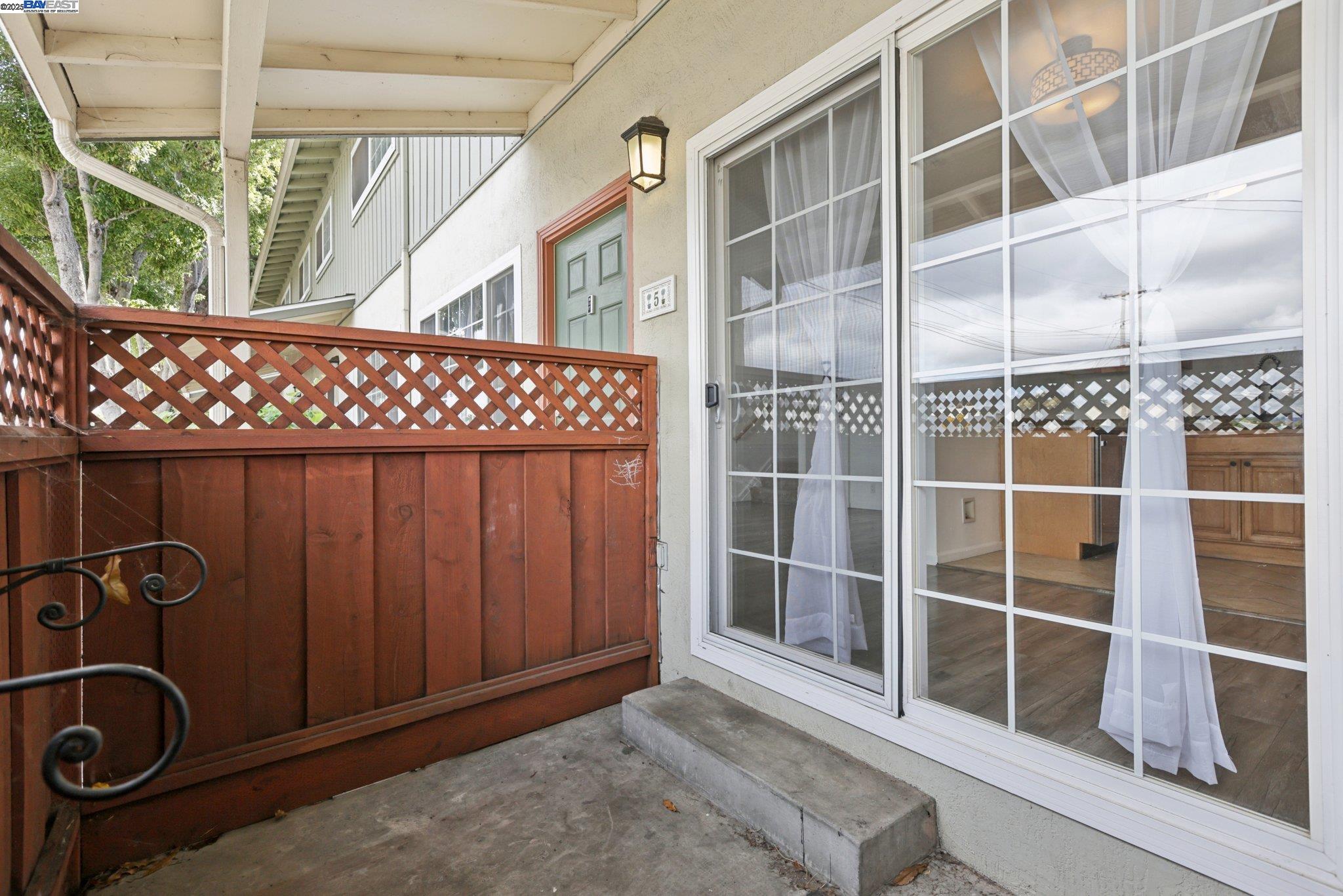 Detail Gallery Image 21 of 33 For 700 Fargo Ave #5,  San Leandro,  CA 94579 - 2 Beds | 1/1 Baths