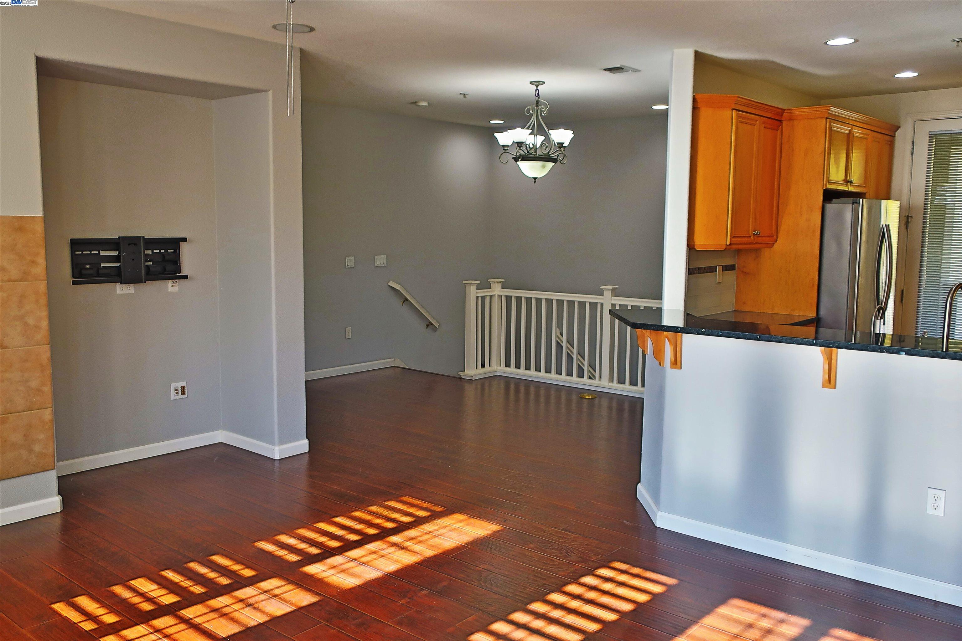 Detail Gallery Image 13 of 37 For 2510 Soren Way, San Ramon,  CA 94582 - 2 Beds | 2 Baths