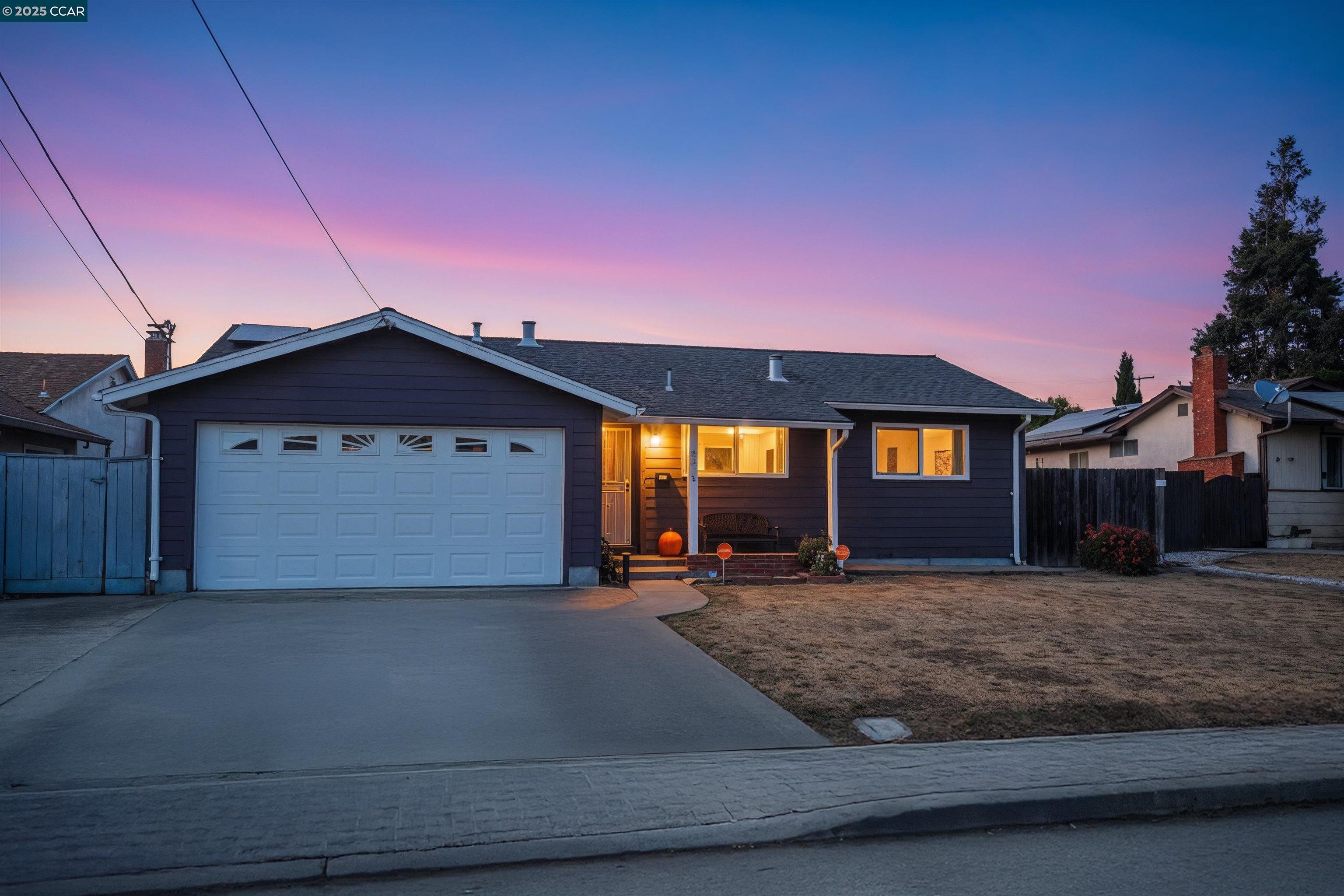 Front Image Thumbnail for CC41111690