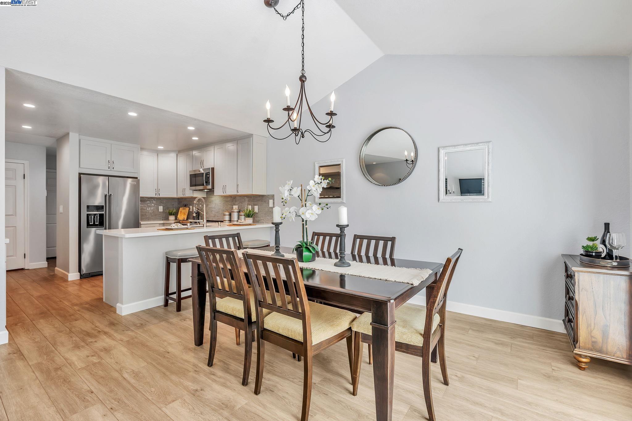 Detail Gallery Image 10 of 41 For 1120 Shady Creek Place, Danville,  CA 94526 - 3 Beds | 2/1 Baths