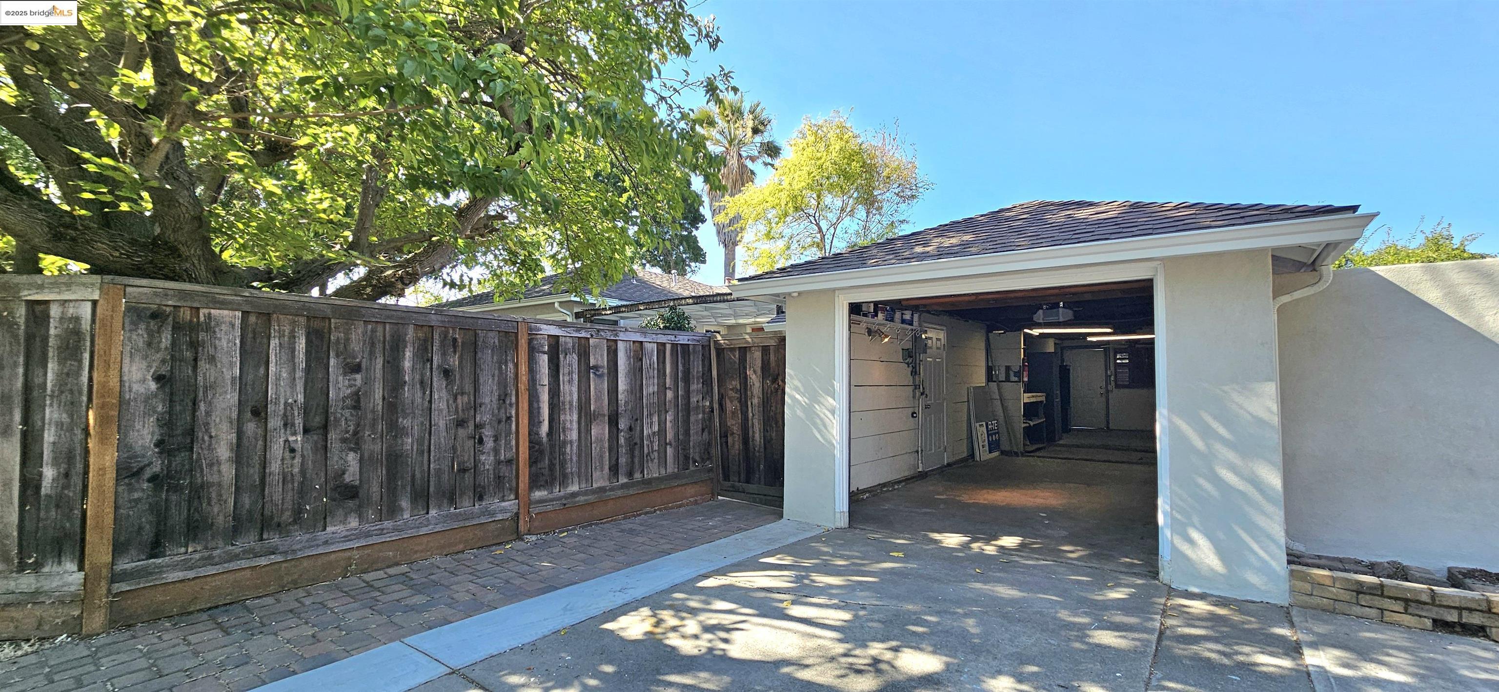 Detail Gallery Image 27 of 30 For 3195 Willow Pass Rd, Concord,  CA 94519 - 2 Beds | 1/1 Baths