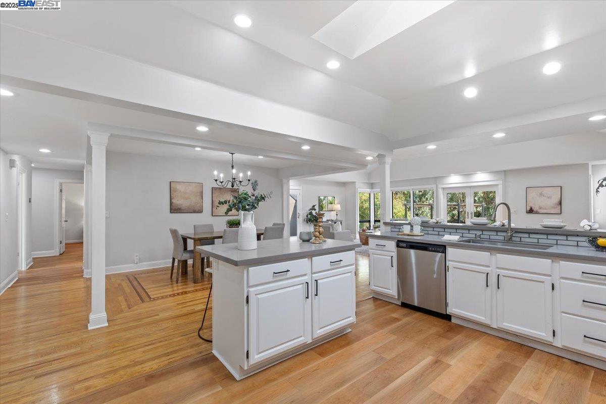 Detail Gallery Image 14 of 55 For 154 Lang St, San Juan Bautista,  CA 95045 - 3 Beds | 2 Baths