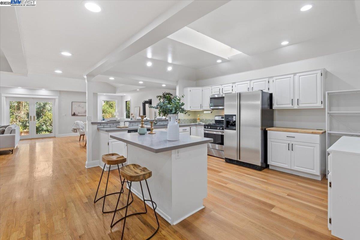 Detail Gallery Image 9 of 55 For 154 Lang St, San Juan Bautista,  CA 95045 - 3 Beds | 2 Baths