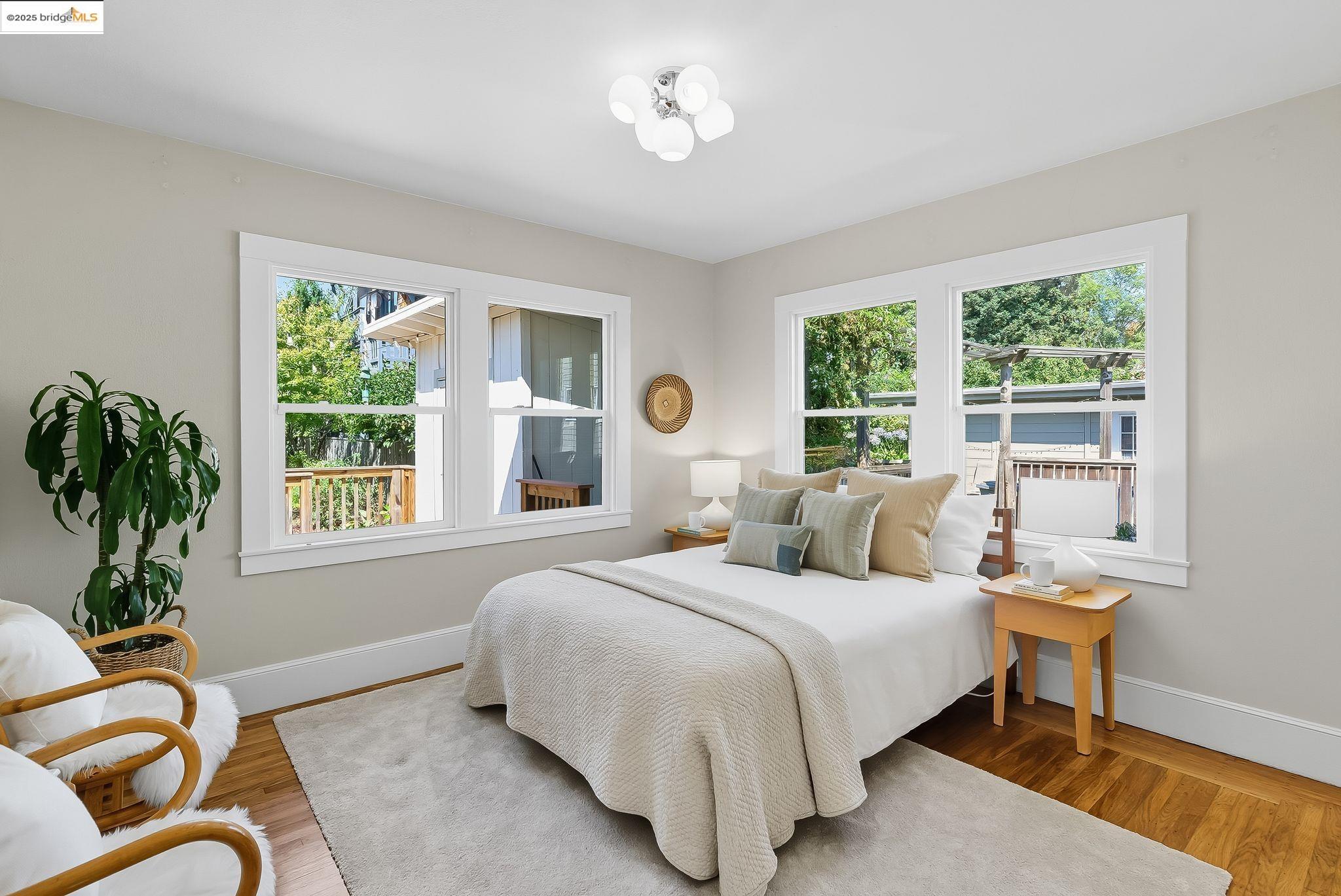 Detail Gallery Image 16 of 48 For 2329 Stuart Street, Berkeley,  CA 94705 - 2 Beds | 1 Baths