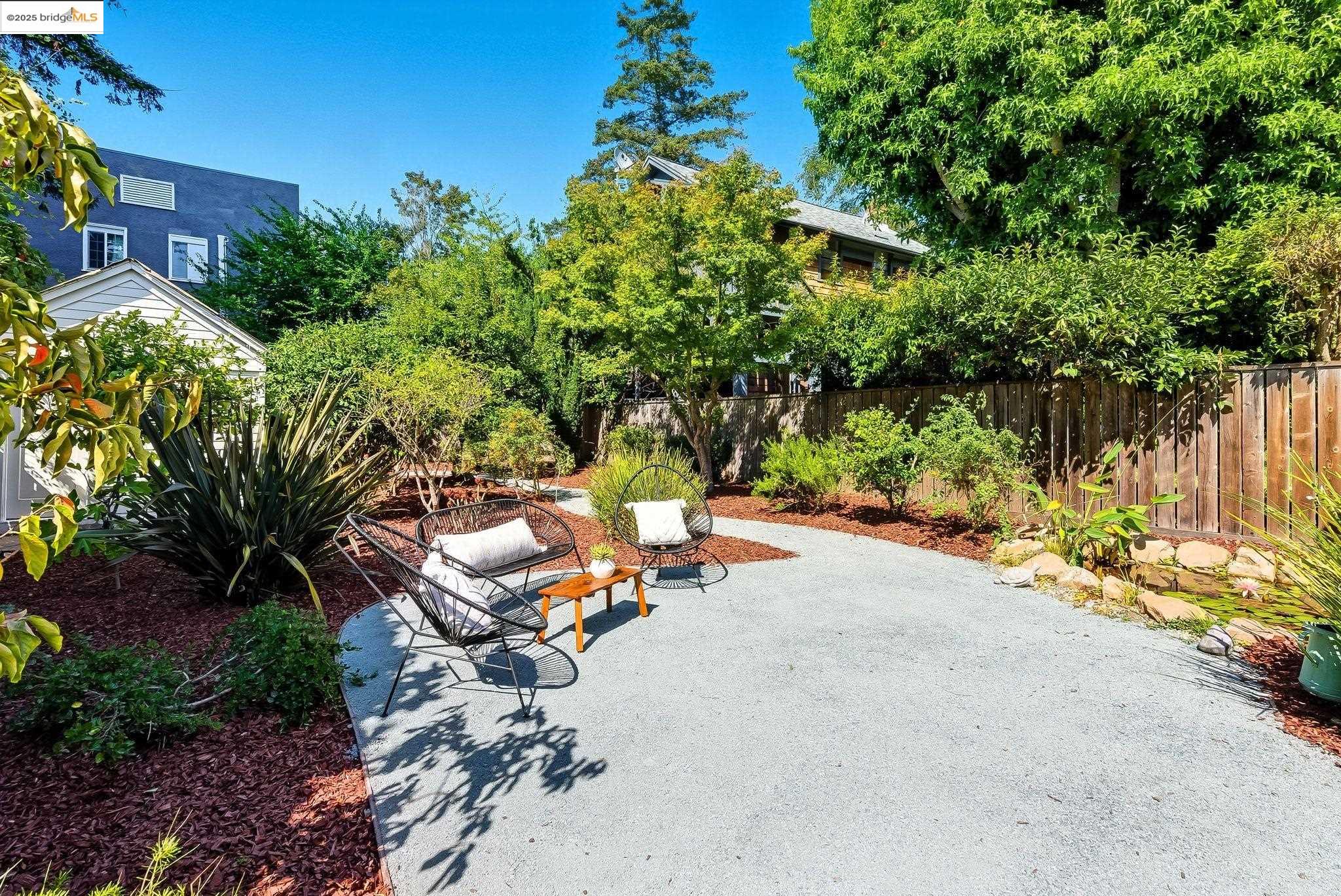 Detail Gallery Image 28 of 48 For 2329 Stuart Street, Berkeley,  CA 94705 - 2 Beds | 1 Baths