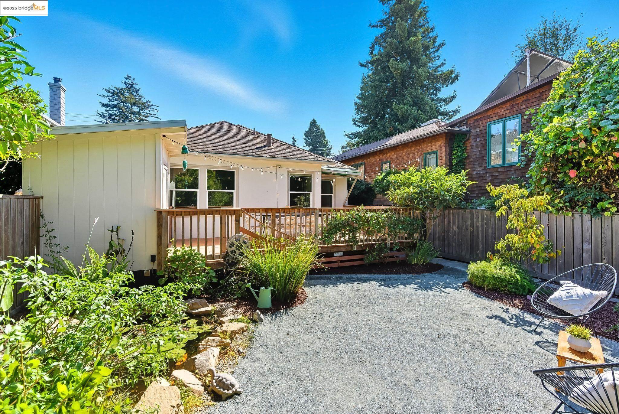 Detail Gallery Image 31 of 48 For 2329 Stuart Street, Berkeley,  CA 94705 - 2 Beds | 1 Baths