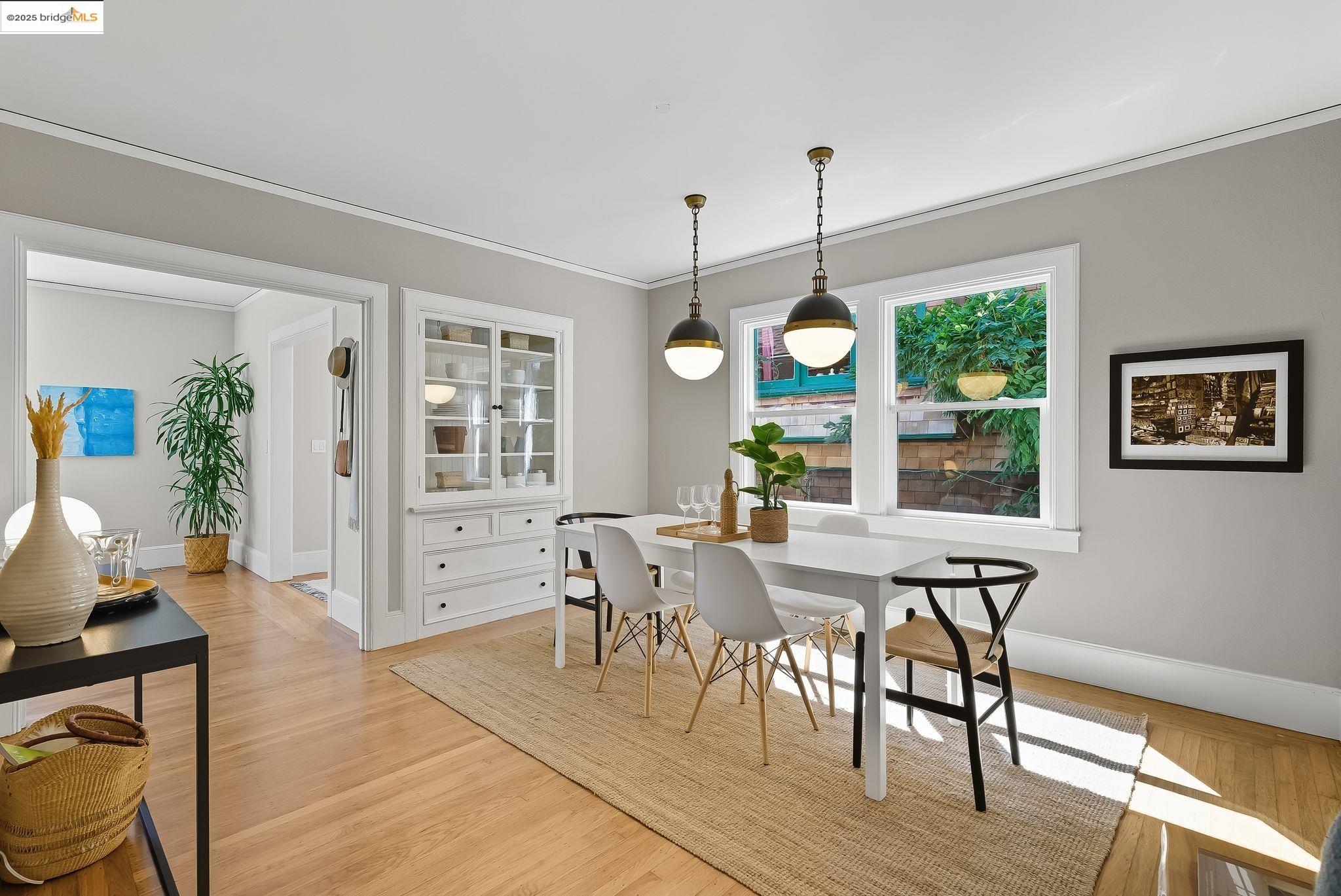Detail Gallery Image 10 of 48 For 2329 Stuart Street, Berkeley,  CA 94705 - 2 Beds | 1 Baths