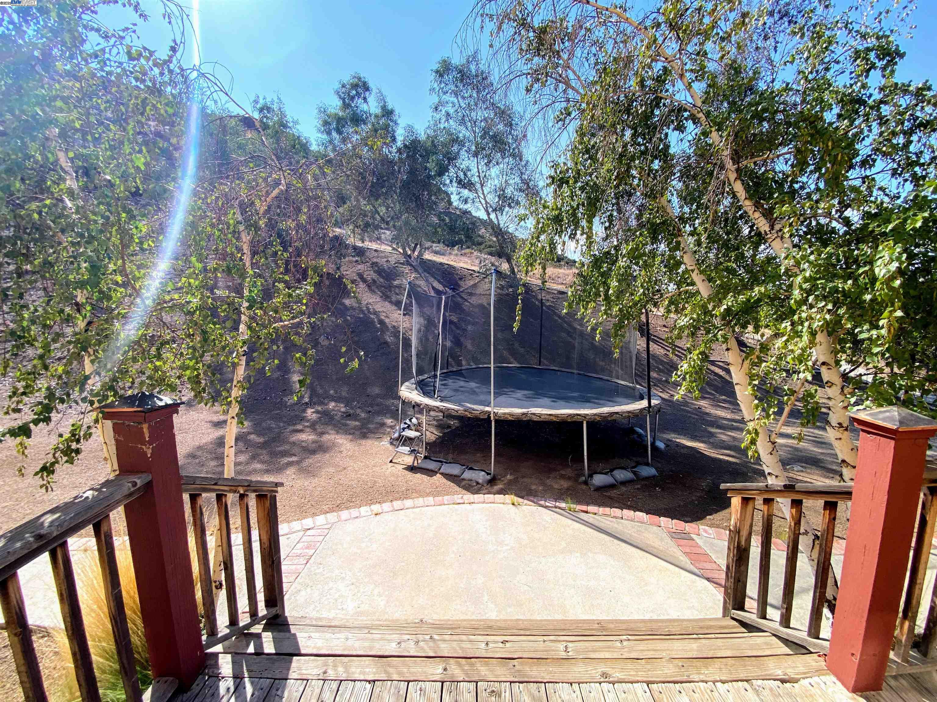 Detail Gallery Image 7 of 45 For 31733 Lake Meadow Rd, Acton,  CA 93510 - 4 Beds | 3 Baths