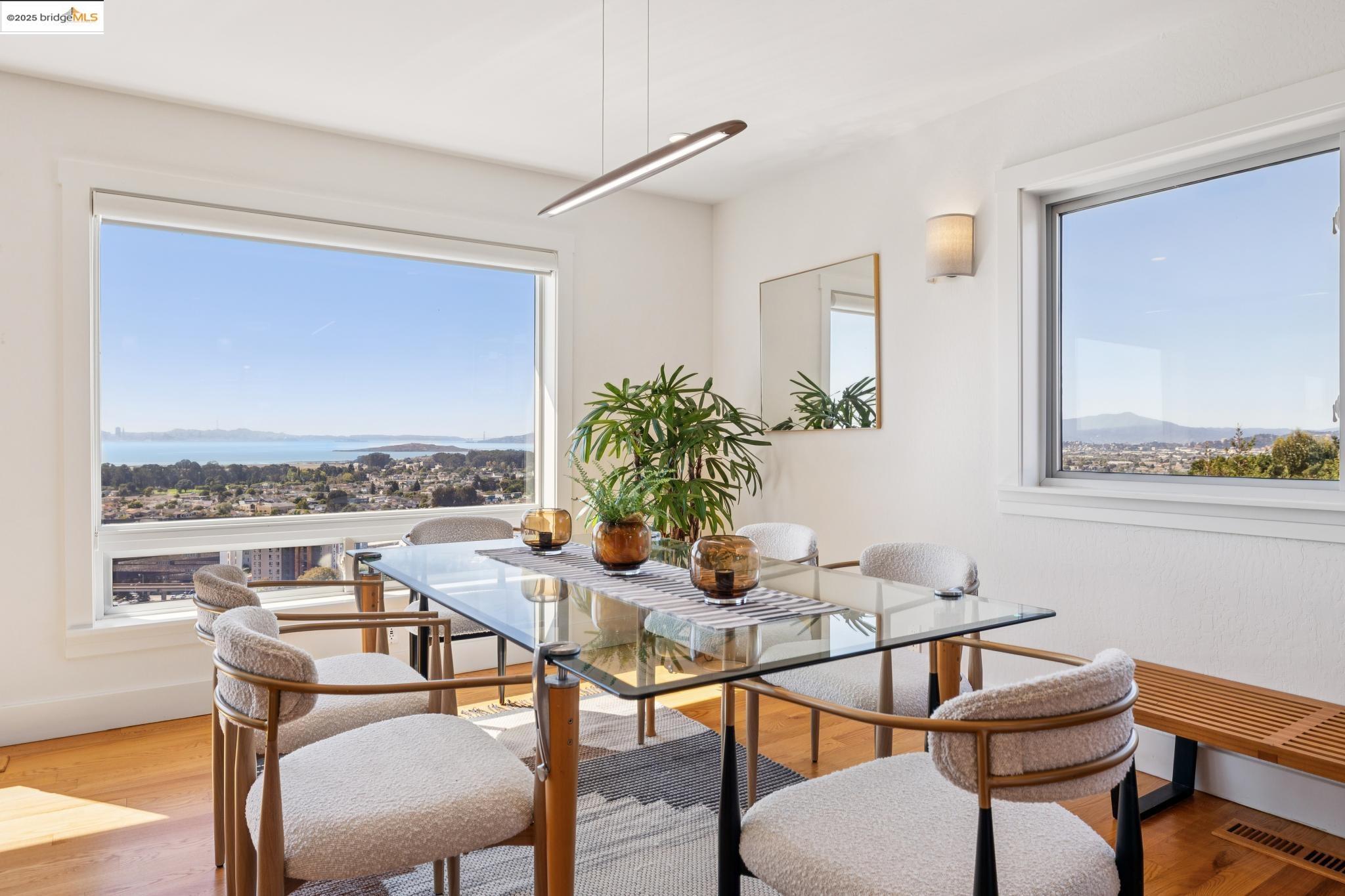 Detail Gallery Image 9 of 59 For 2063 Tapscott Ave., El Cerrito,  CA 94530 - 4 Beds | 4 Baths