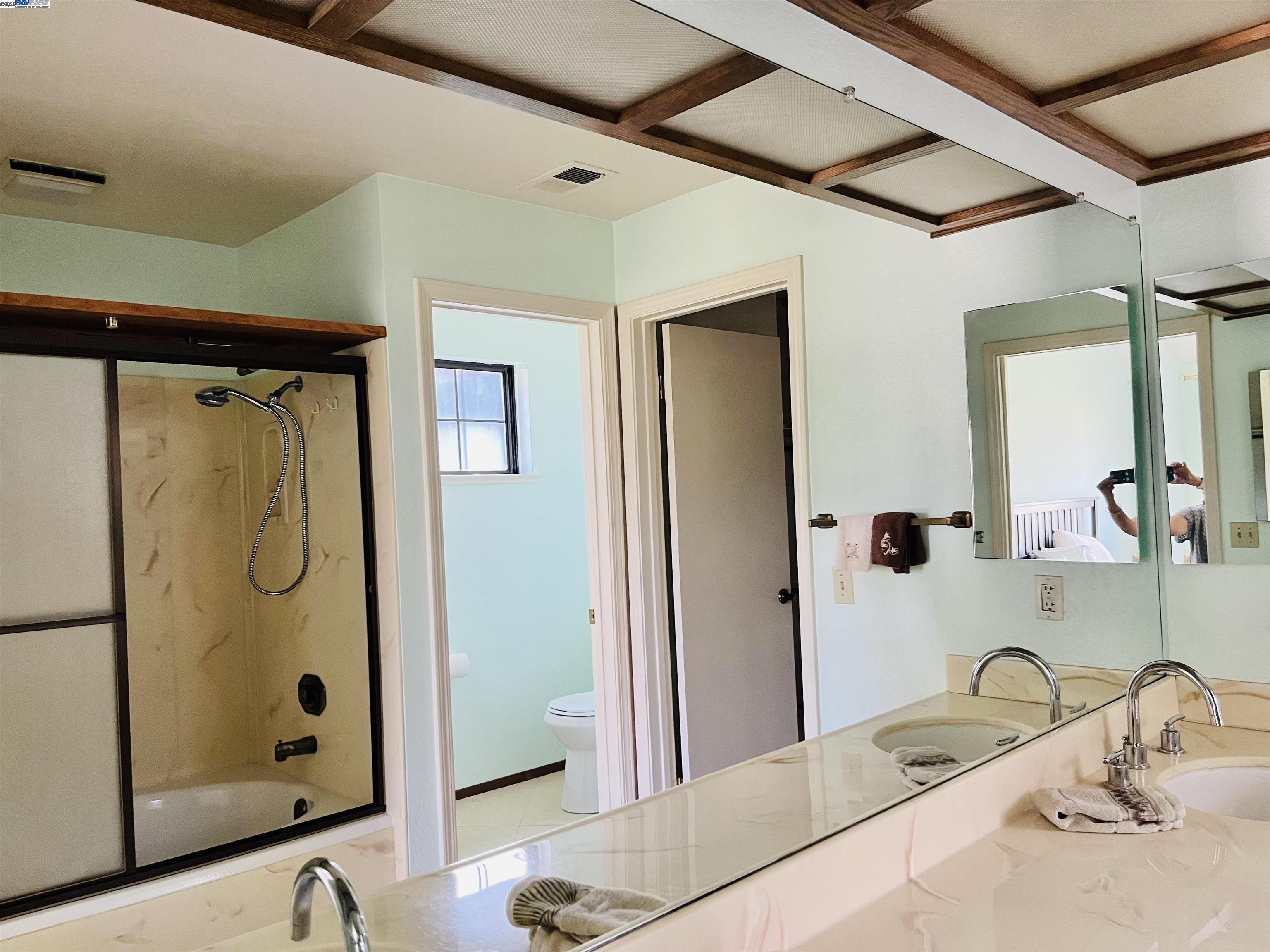 Detail Gallery Image 31 of 38 For 2515 Galleon Place, San Leandro,  CA 94577-6407 - 3 Beds | 2/1 Baths