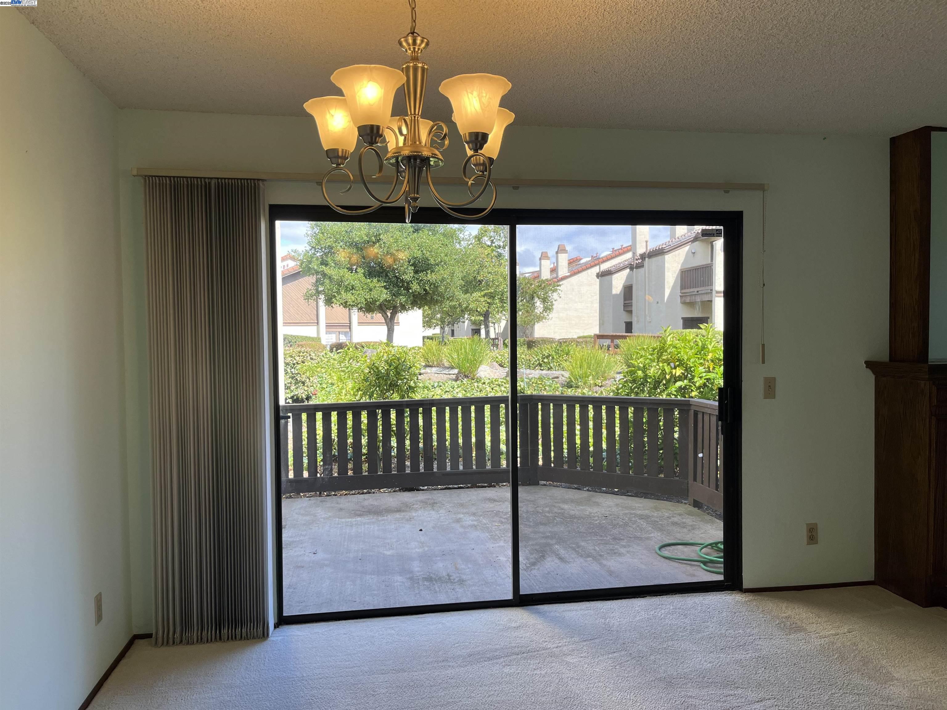 Detail Gallery Image 7 of 38 For 2515 Galleon Place, San Leandro,  CA 94577-6407 - 3 Beds | 2/1 Baths