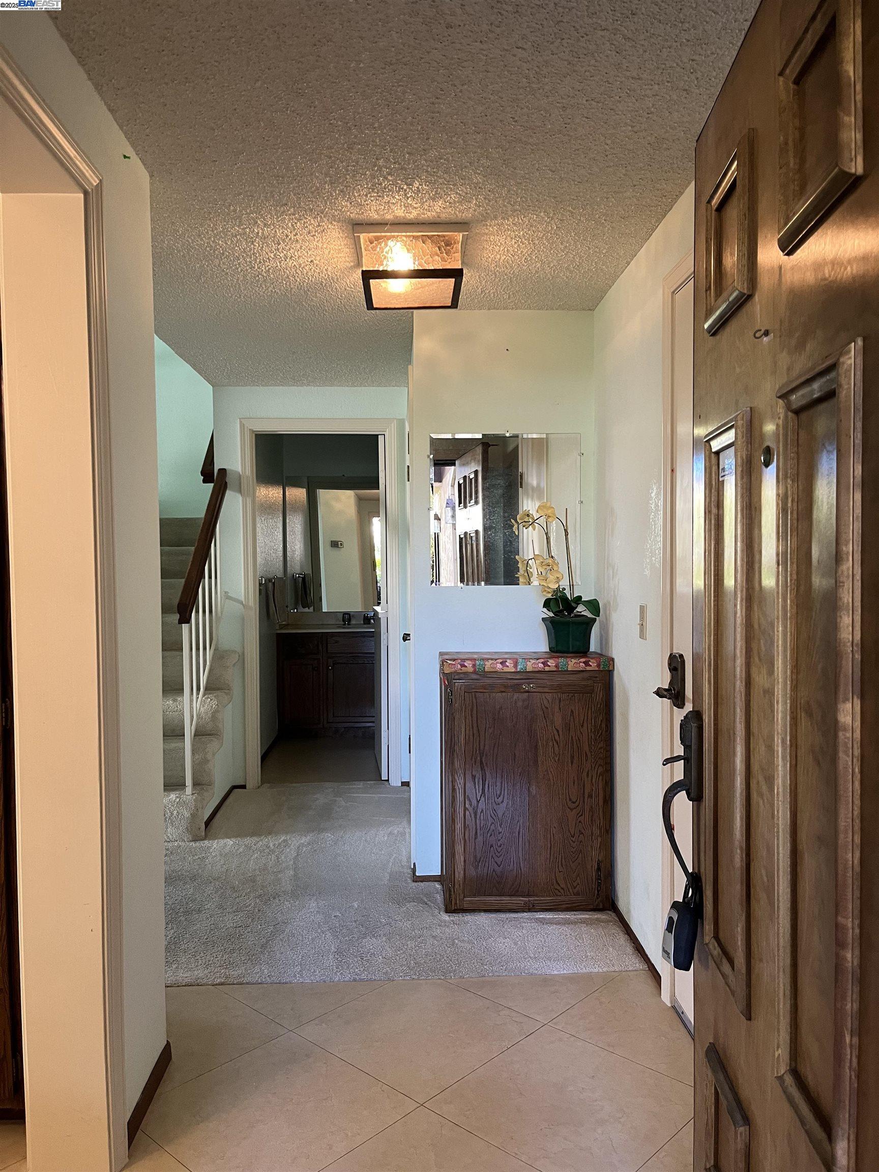 Detail Gallery Image 8 of 38 For 2515 Galleon Place, San Leandro,  CA 94577-6407 - 3 Beds | 2/1 Baths