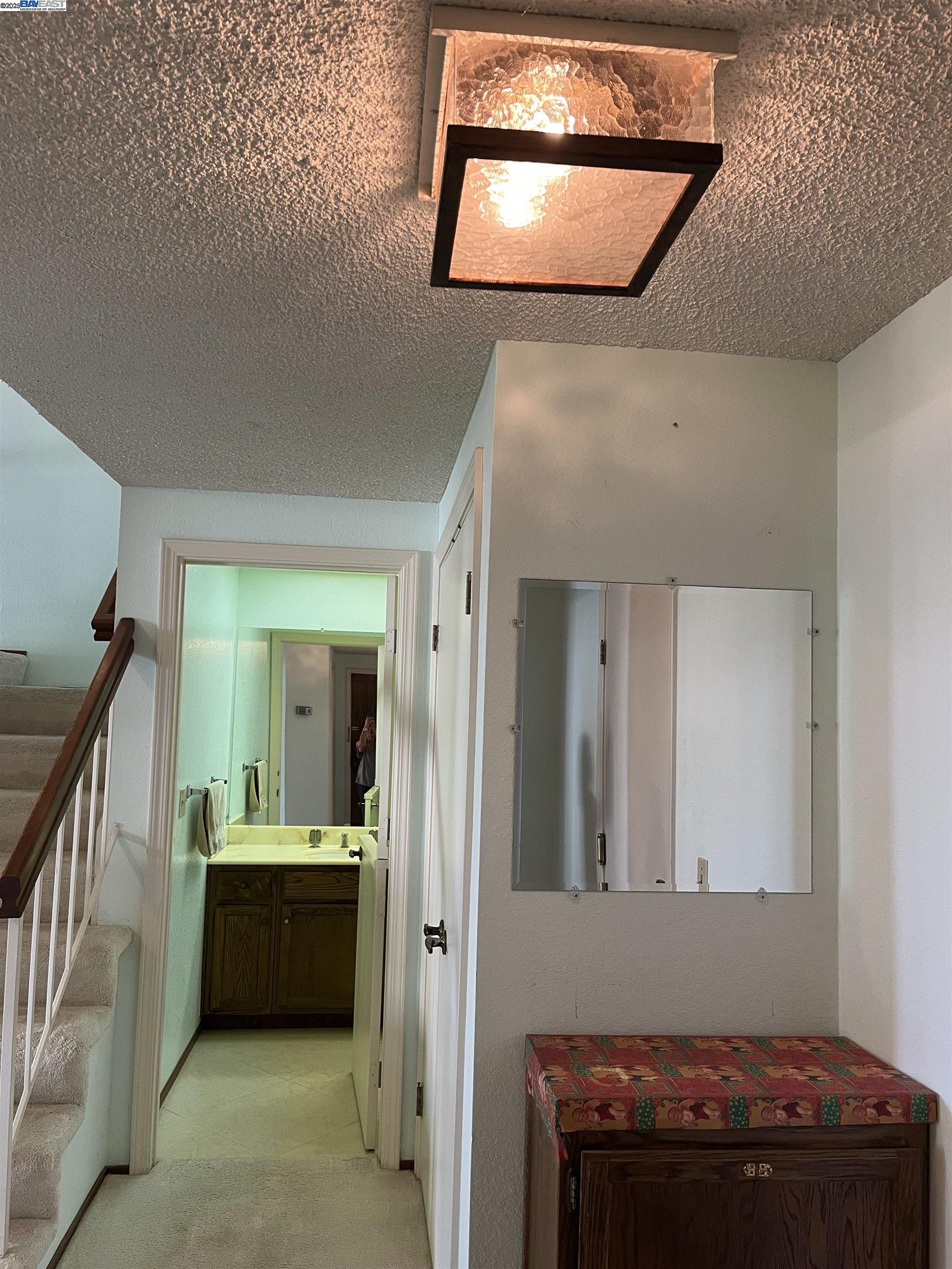 Detail Gallery Image 9 of 38 For 2515 Galleon Place, San Leandro,  CA 94577-6407 - 3 Beds | 2/1 Baths
