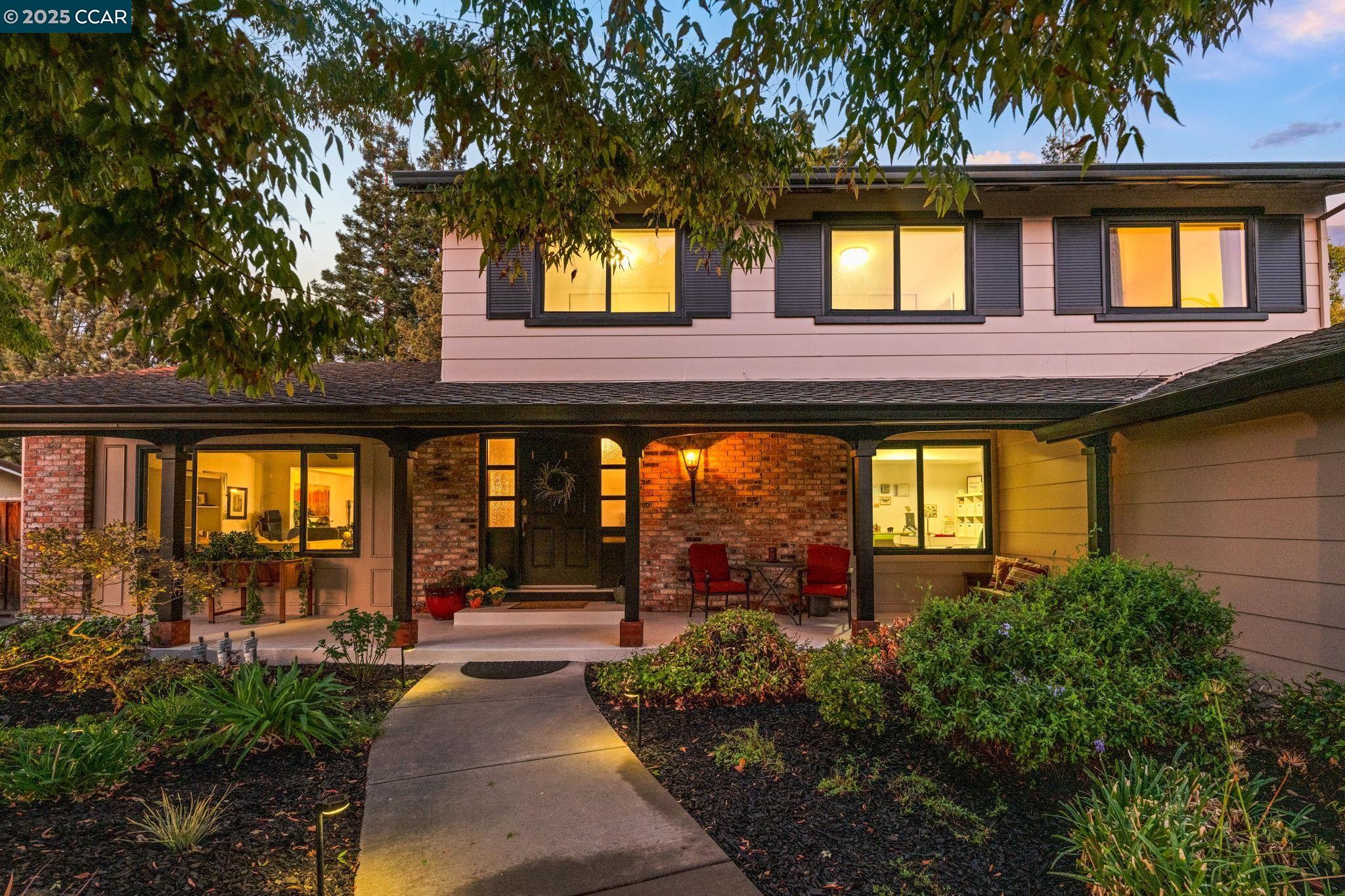 Front Image Thumbnail for CC41111710