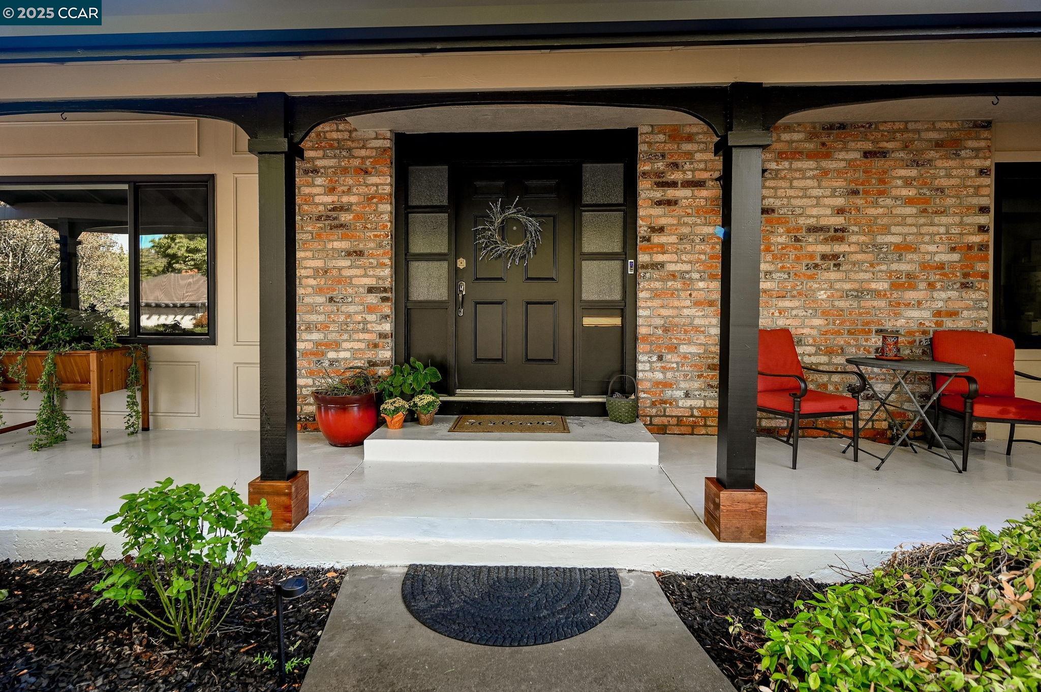 Detail Gallery Image 8 of 53 For 942 Cheyenne Dr, Walnut Creek,  CA 94598 - 5 Beds | 3 Baths