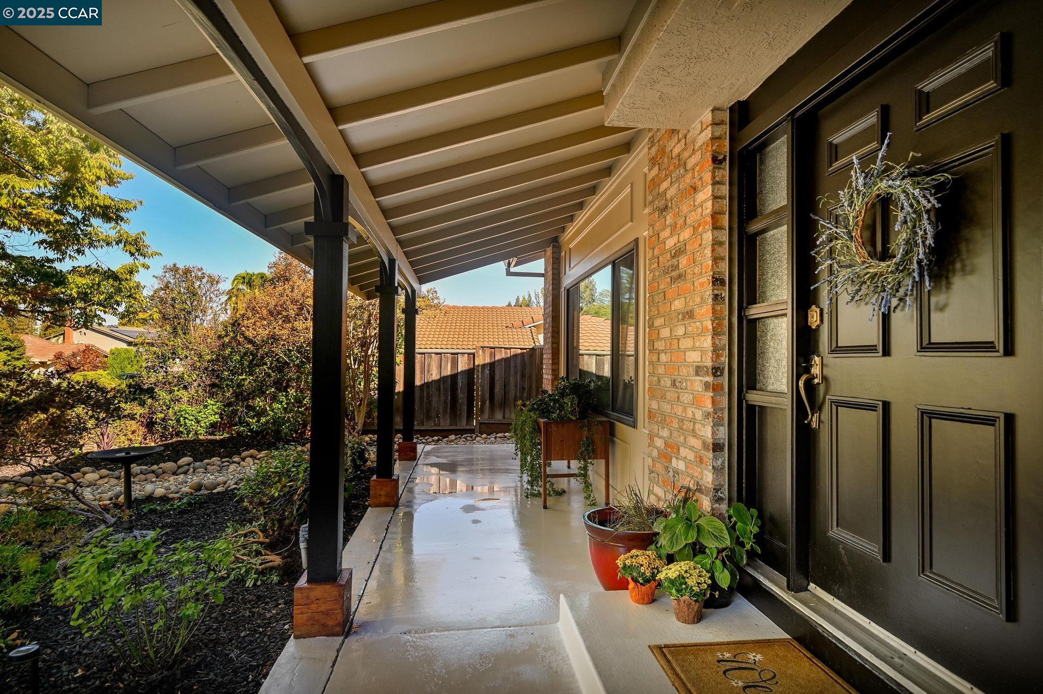 Detail Gallery Image 9 of 53 For 942 Cheyenne Dr, Walnut Creek,  CA 94598 - 5 Beds | 3 Baths